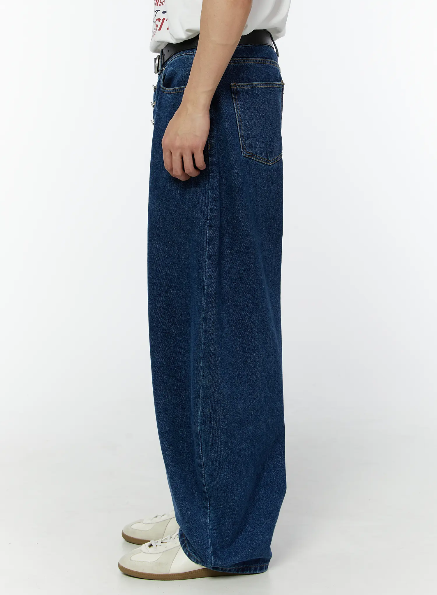 Men's Rohan Curved Fit Wide-Leg Jeans IU504 - Image 5