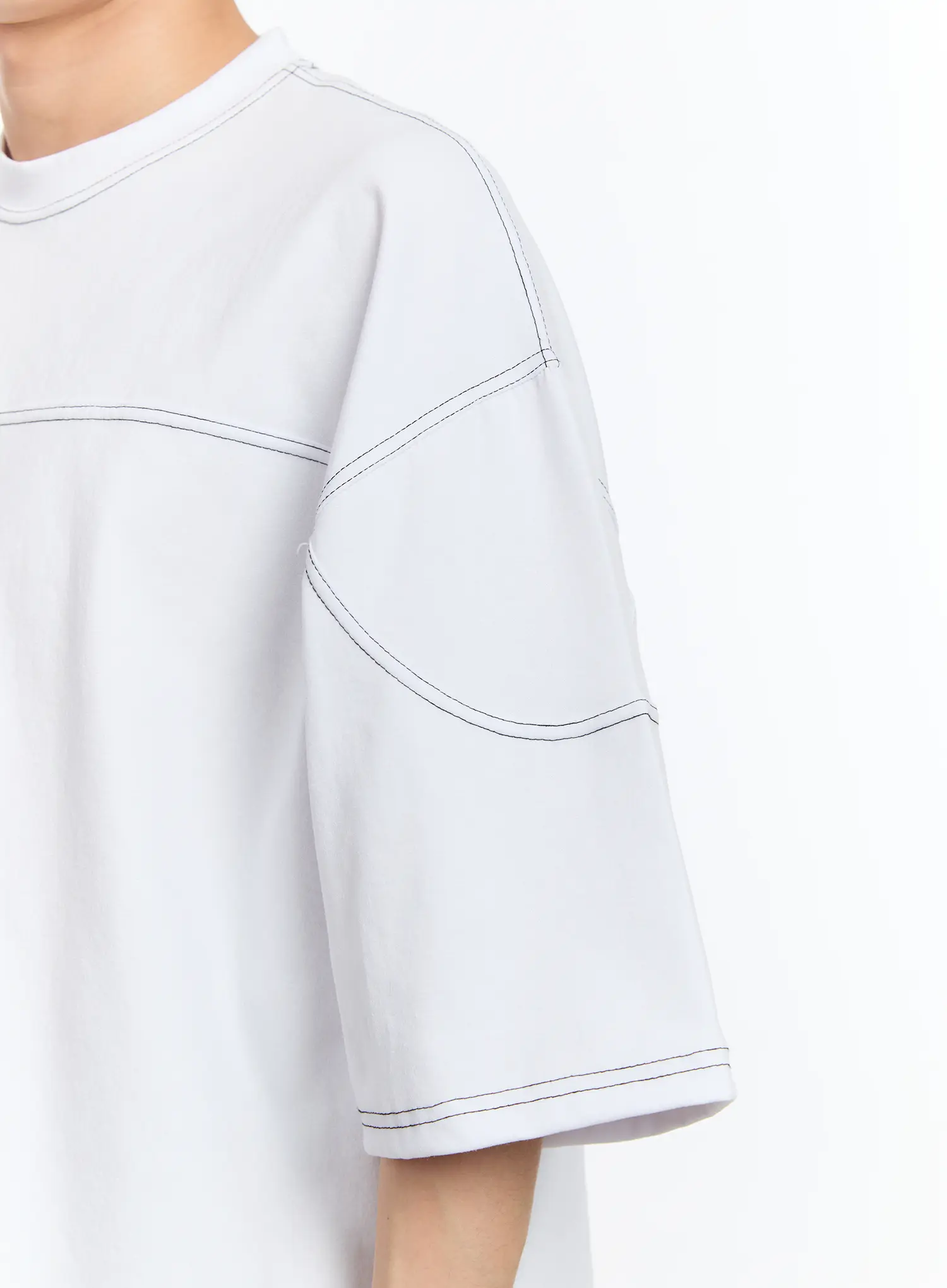 Men's Stich Detail Oversized Tee IA507 - Image 12