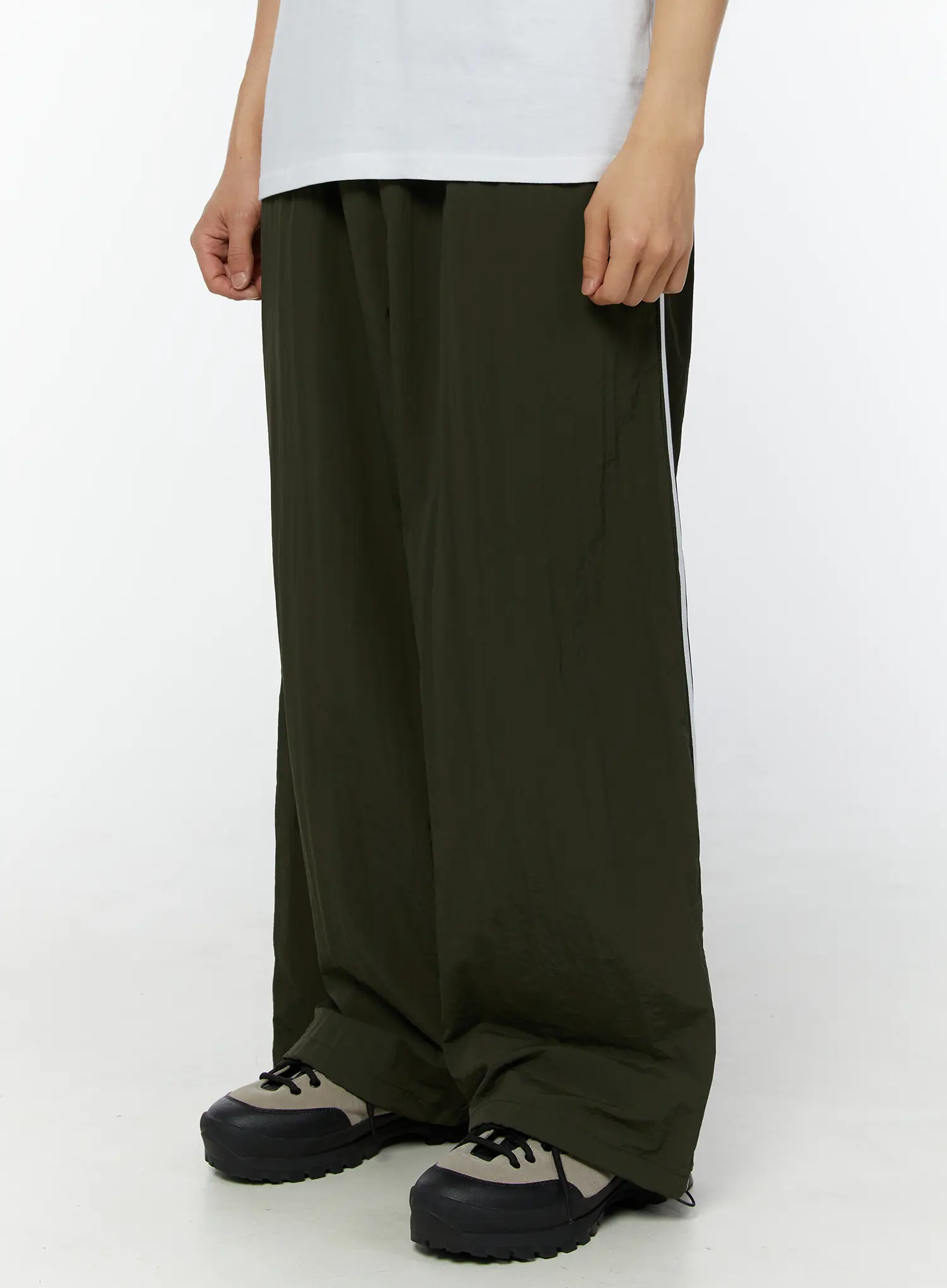Men's Stripe Track Pants (Dark Green) IU518