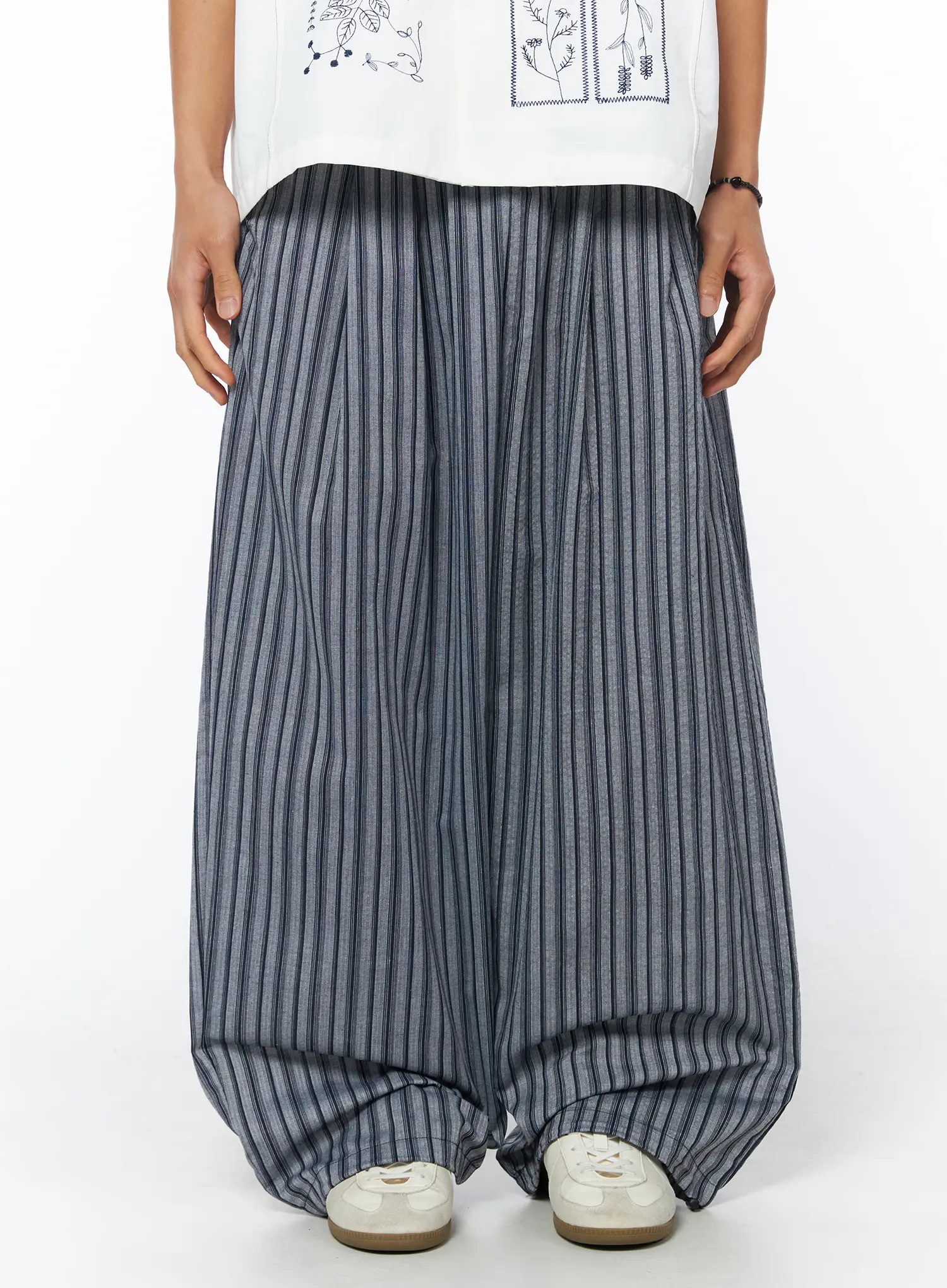 Men's Striped Balloon-Fit Pants IU503