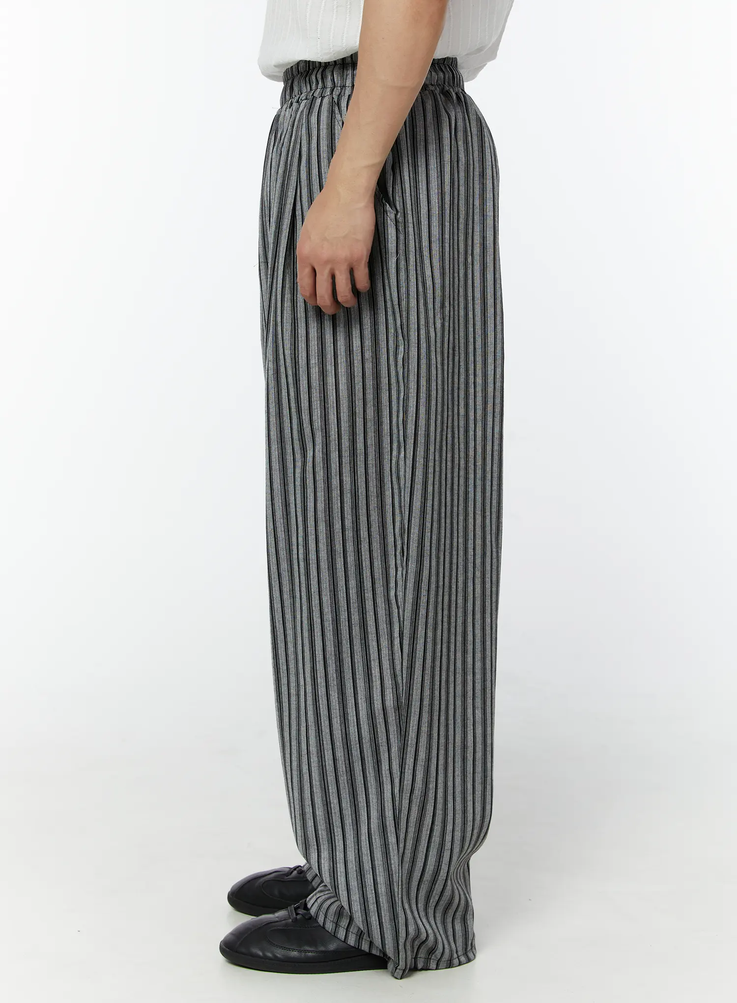 Men's Striped Linen Balloon Fit Pants (Black) IU504 - Image 5