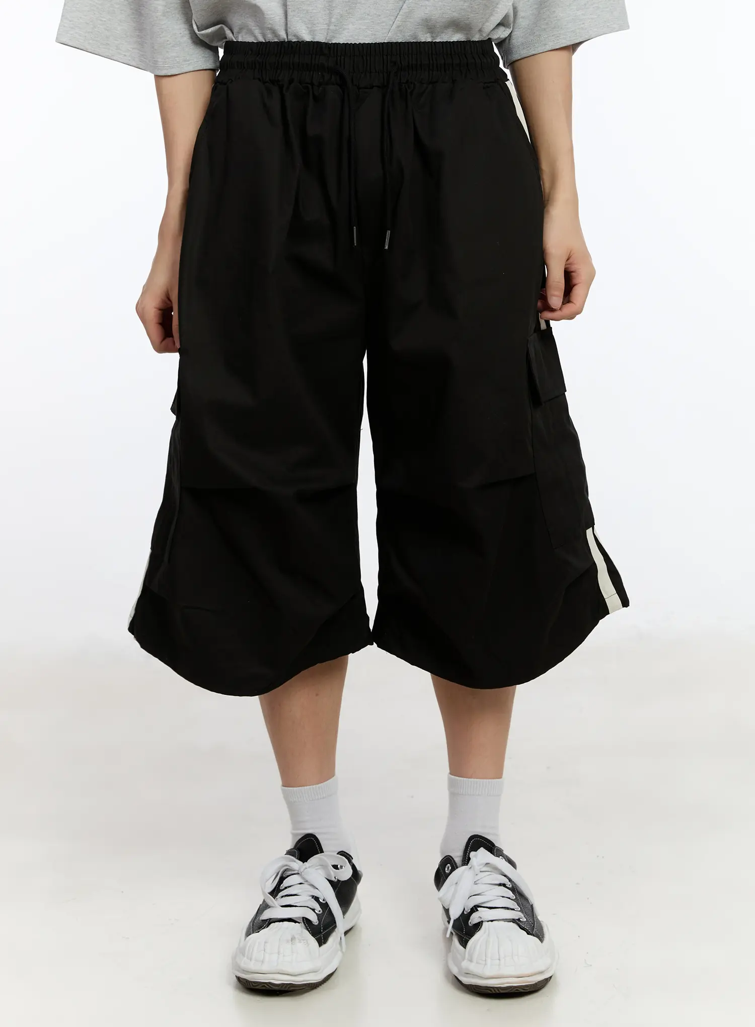 Men's Striped Pocket Track Shorts IA507 - Image 5