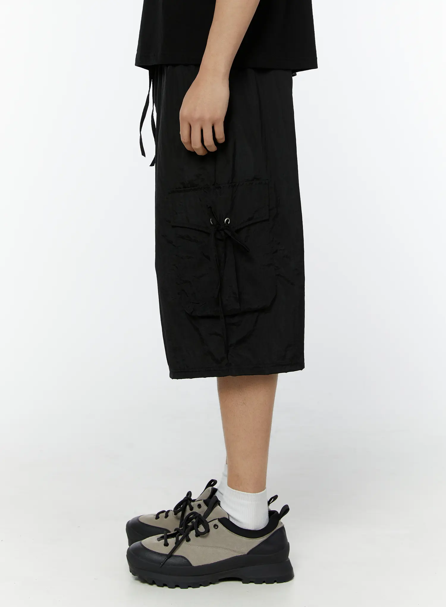 Men's Utility Cargo Bermuda Pants (Black) IU508 - Image 5