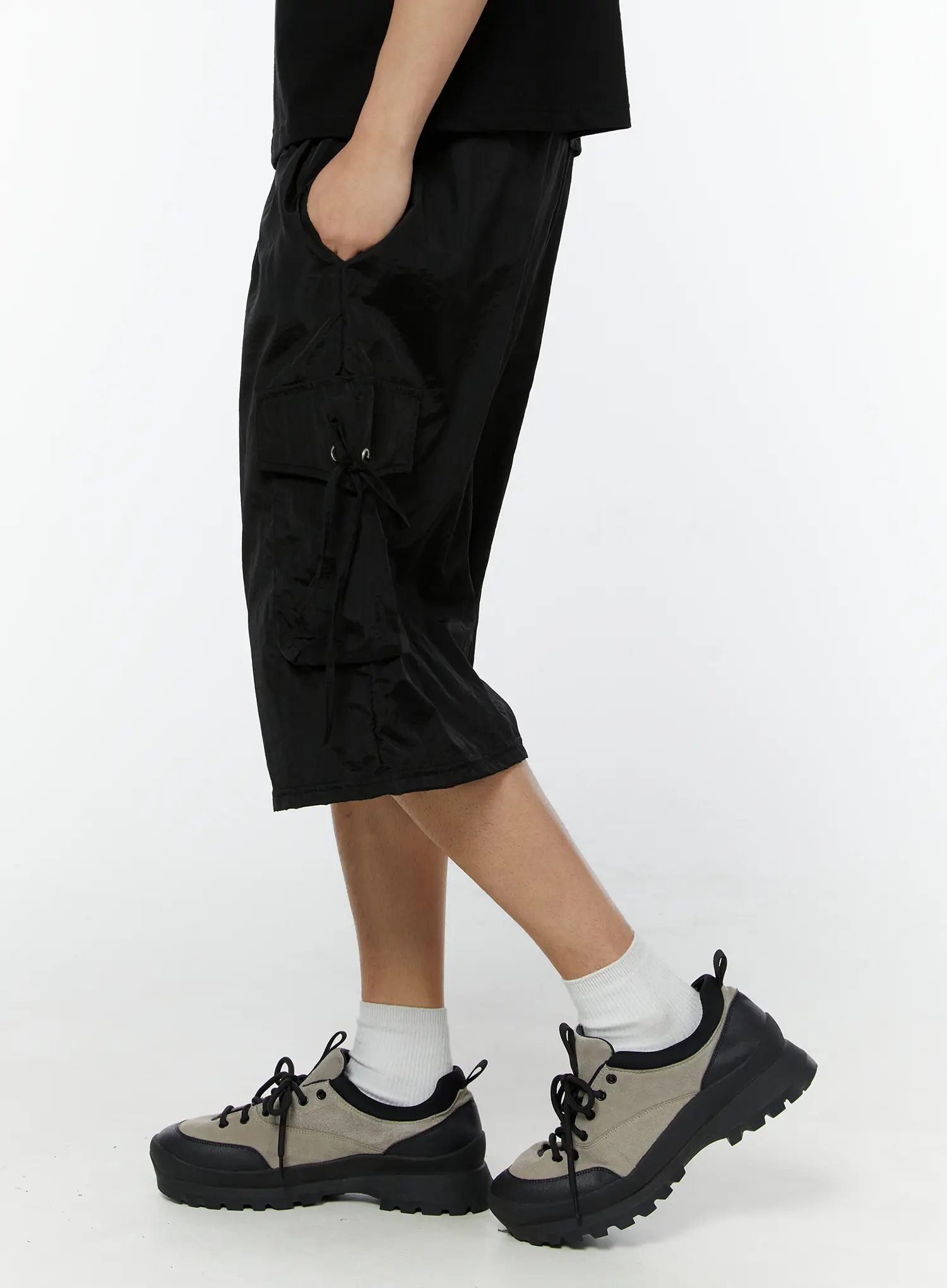 Men's Utility Cargo Bermuda Pants (Black) IU508 - Image 6