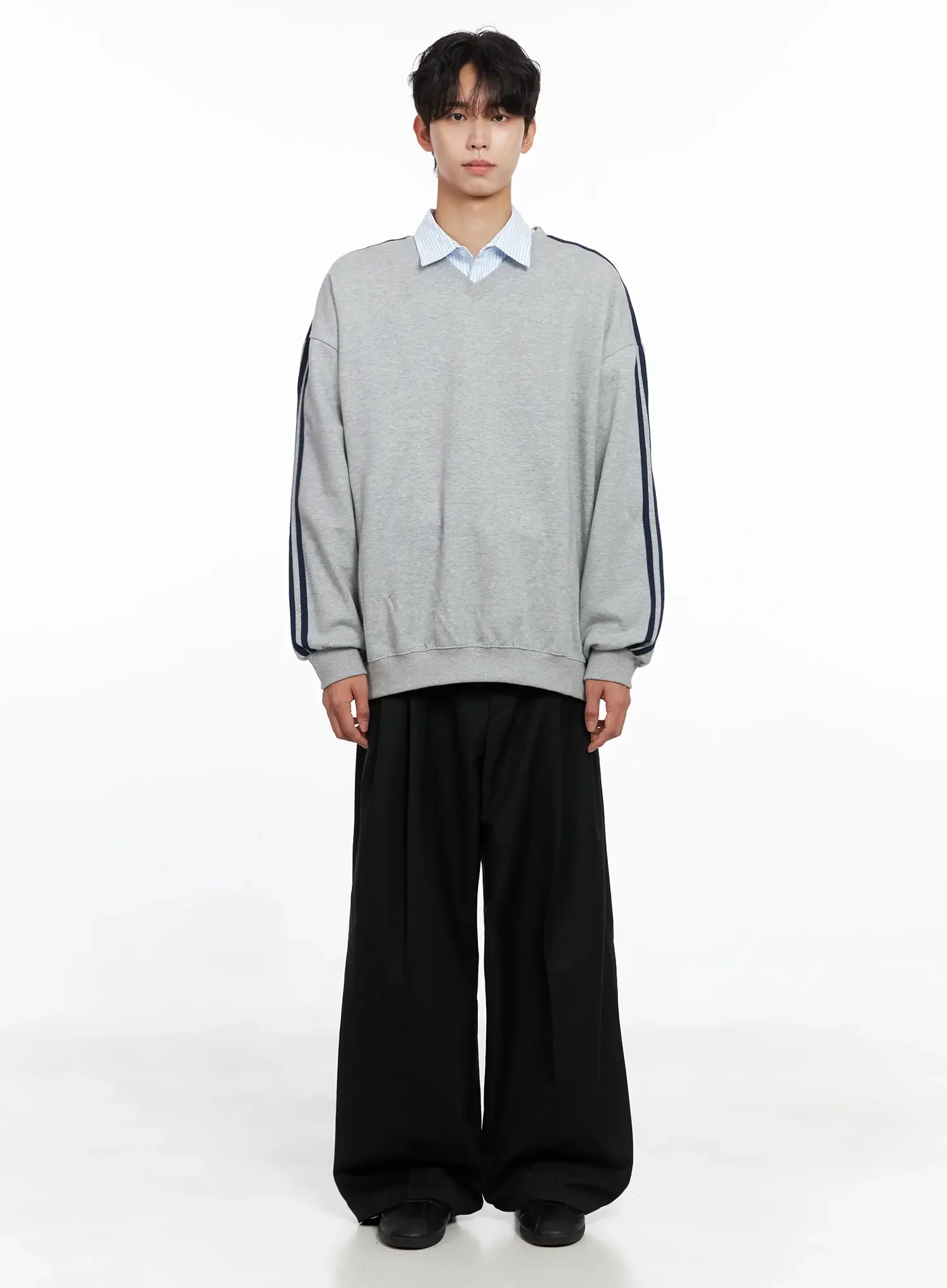 Men's V-Neck Track Sweatshirt IO516 - Image 9