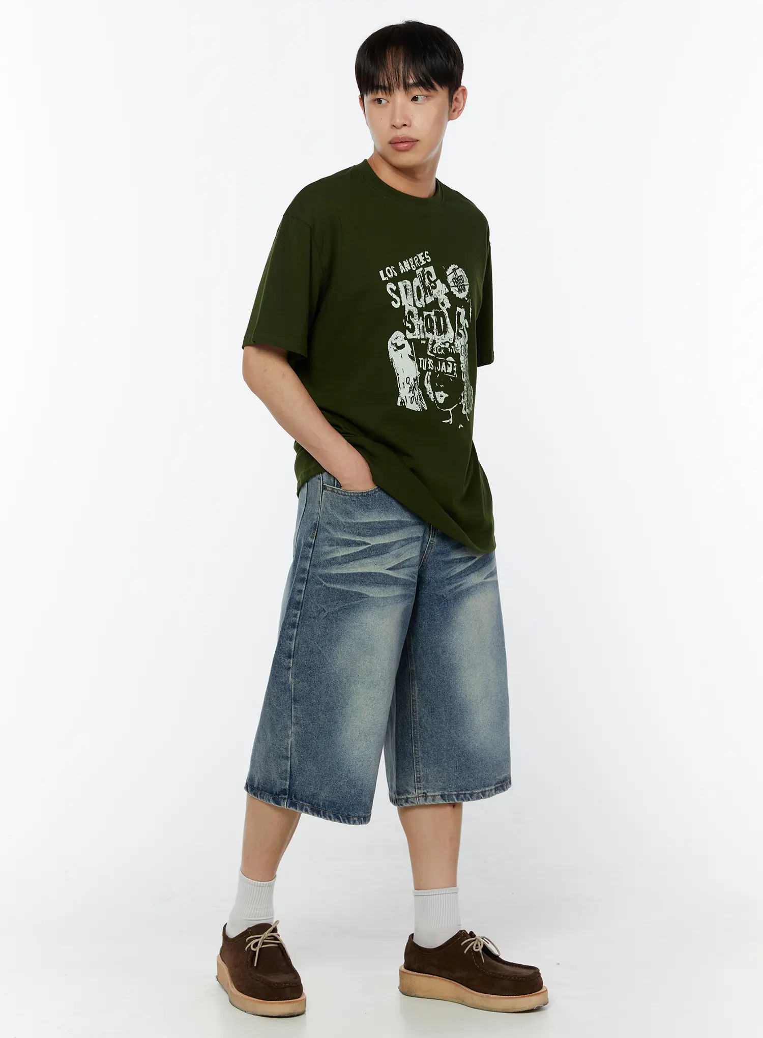 Men's Washed Whiskered Denim Bermuda Shorts IU516 - Image 3