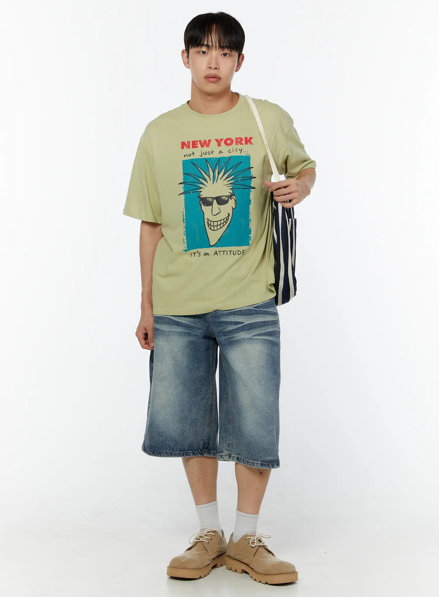 Men's Washed Whiskered Denim Bermuda Shorts IU516 - Image 8