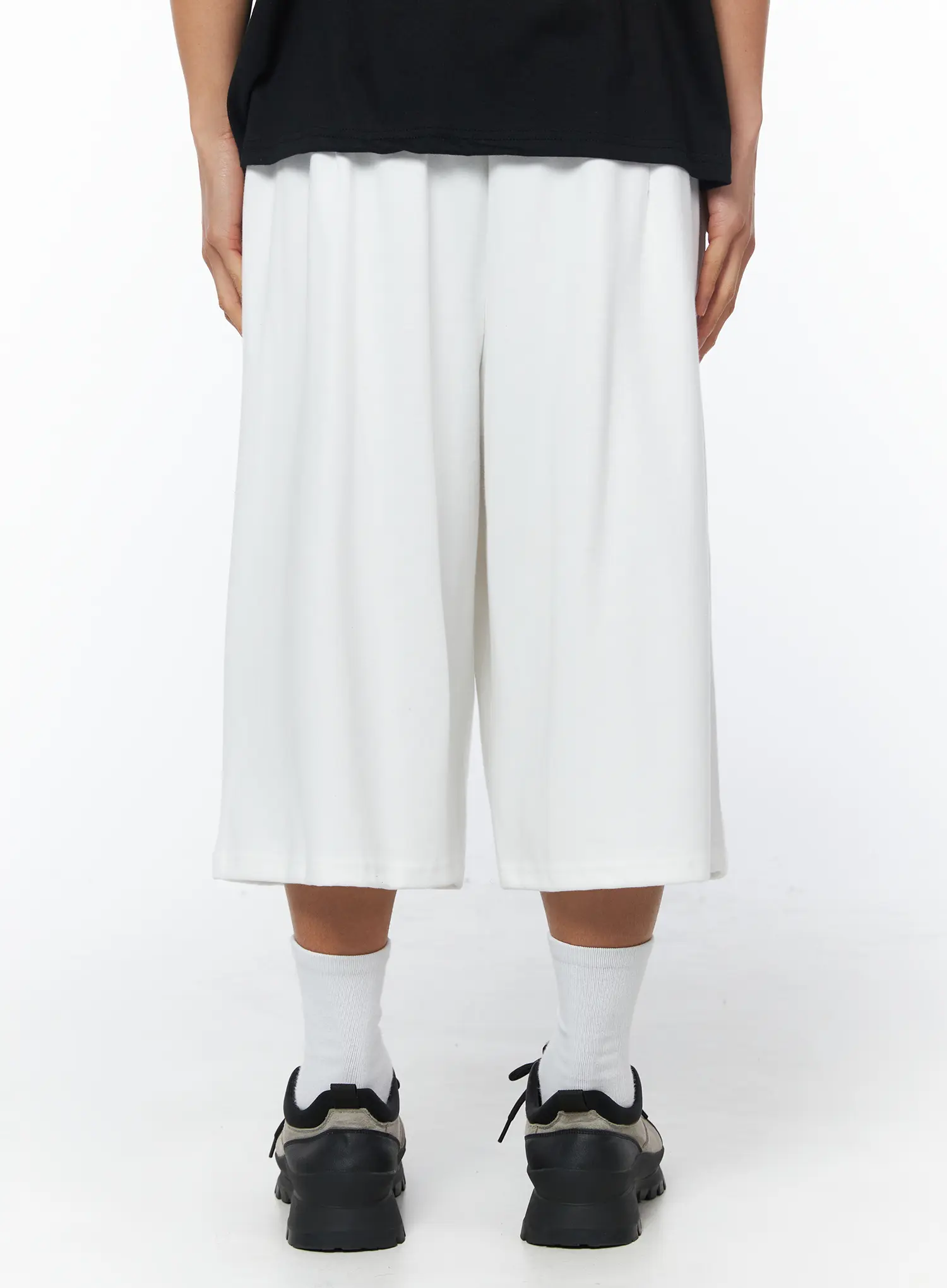 Men's White Bermuda Sweat Shorts IU503 - Image 6