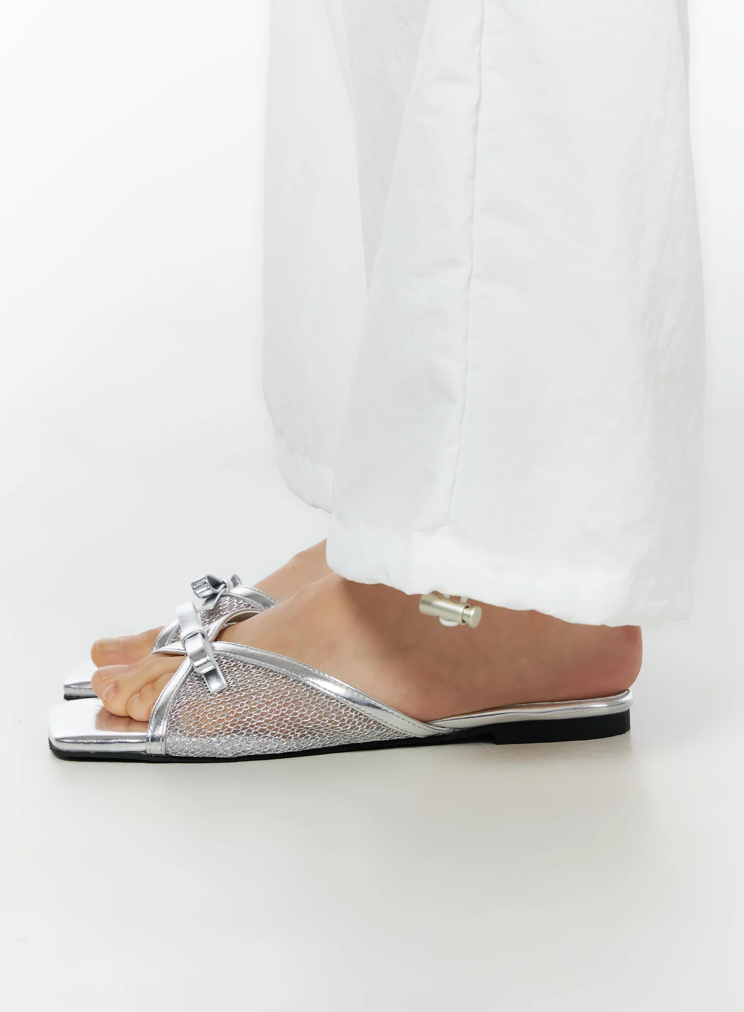 Mesh Bow Sandals IU519 - Image 4