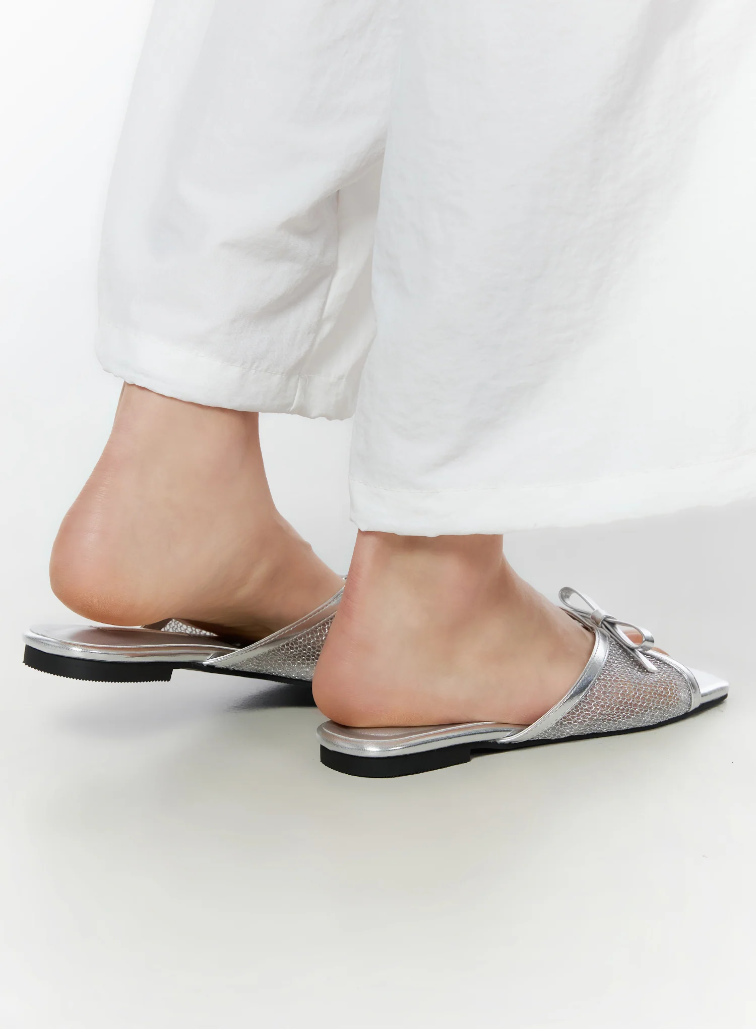 Mesh Bow Sandals IU519 - Image 8