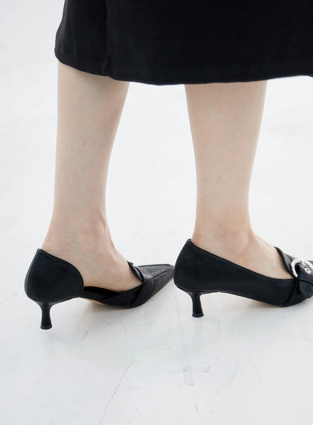 Metal Buckle Faux Leather Low Stiletto Heel Shoes OO05 - Image 4