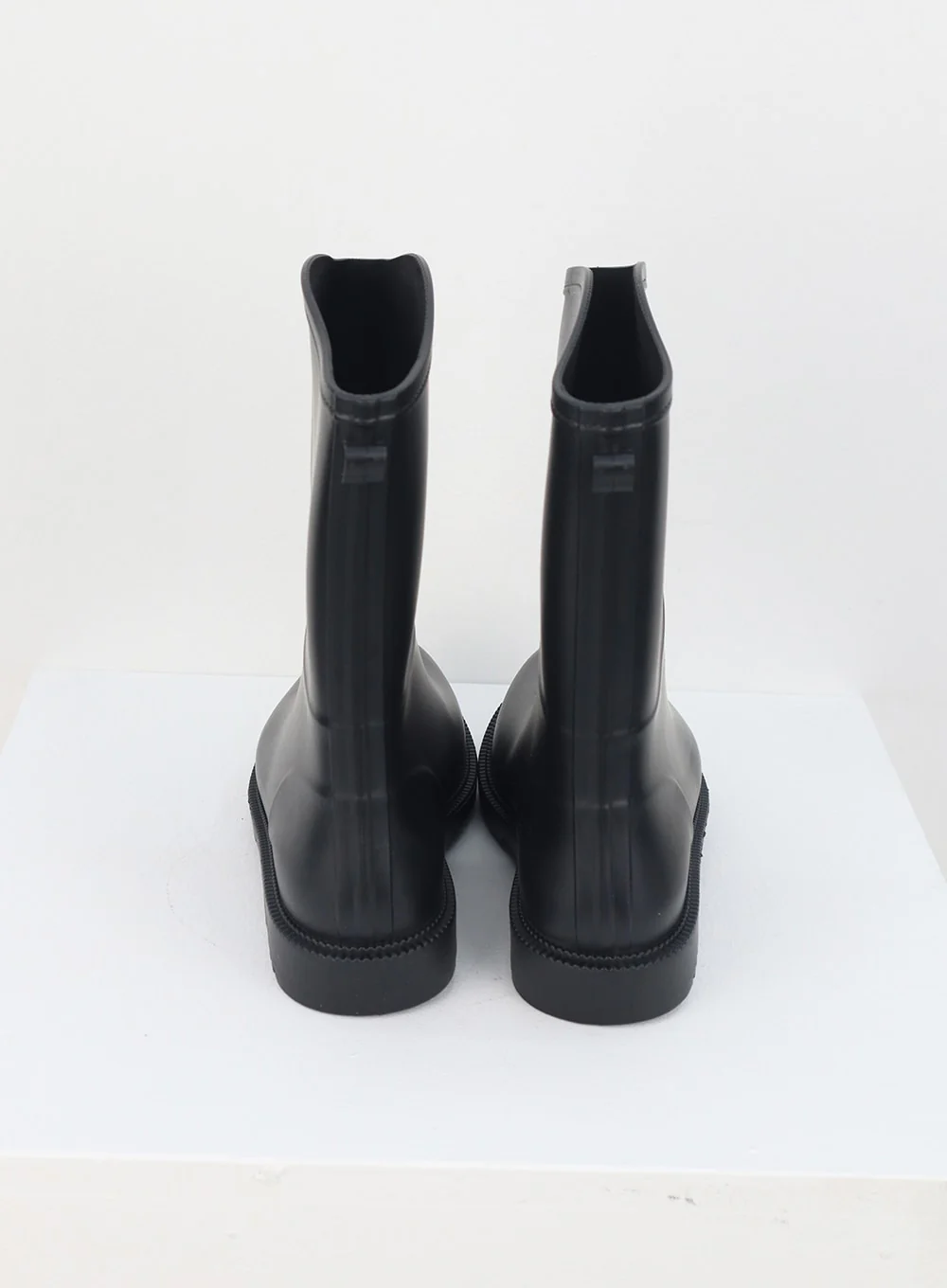 Mid-Calf Rain Boots OU323 - Image 15