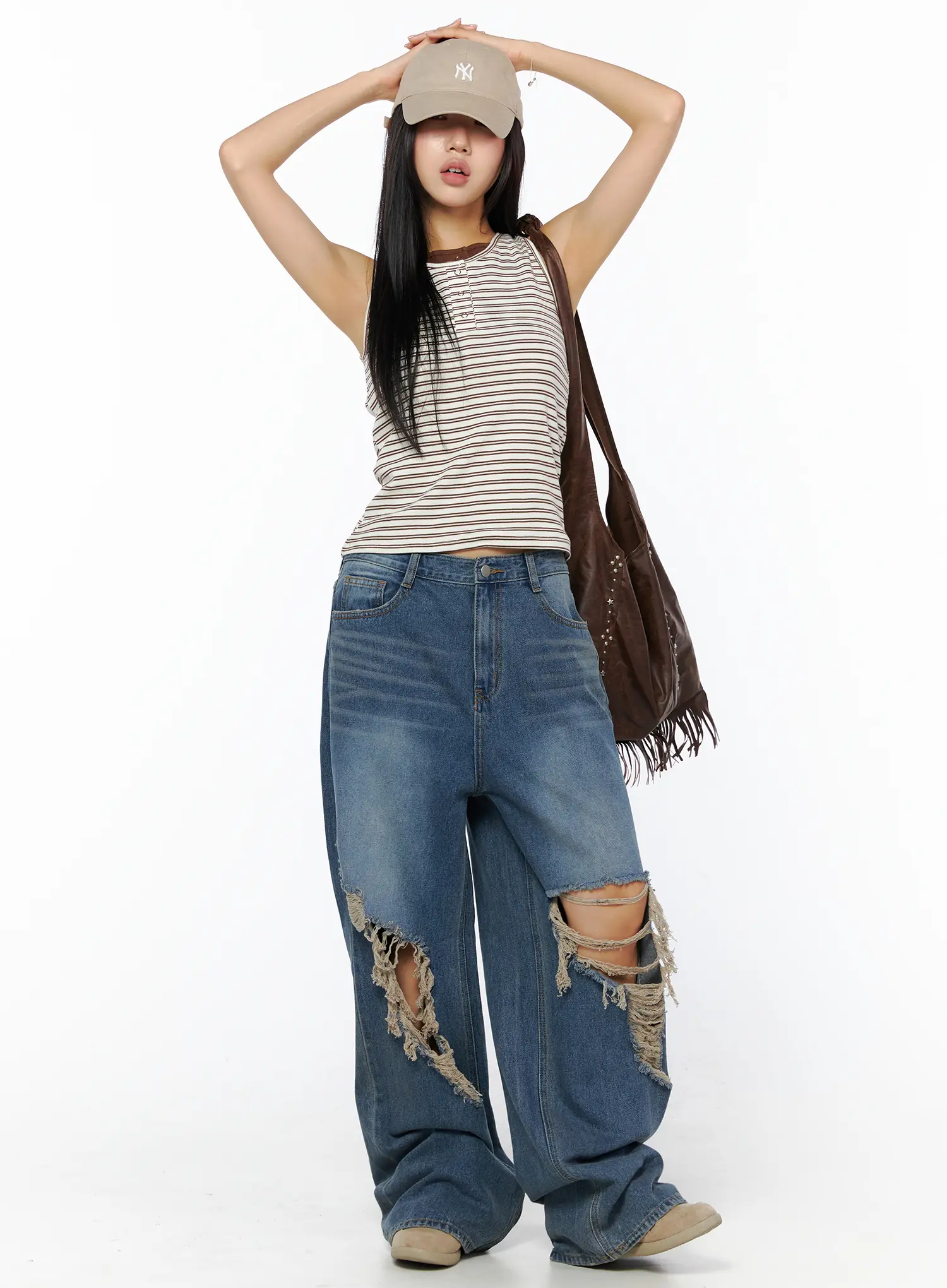 Mika Distressed Wide Leg Jeans CU512