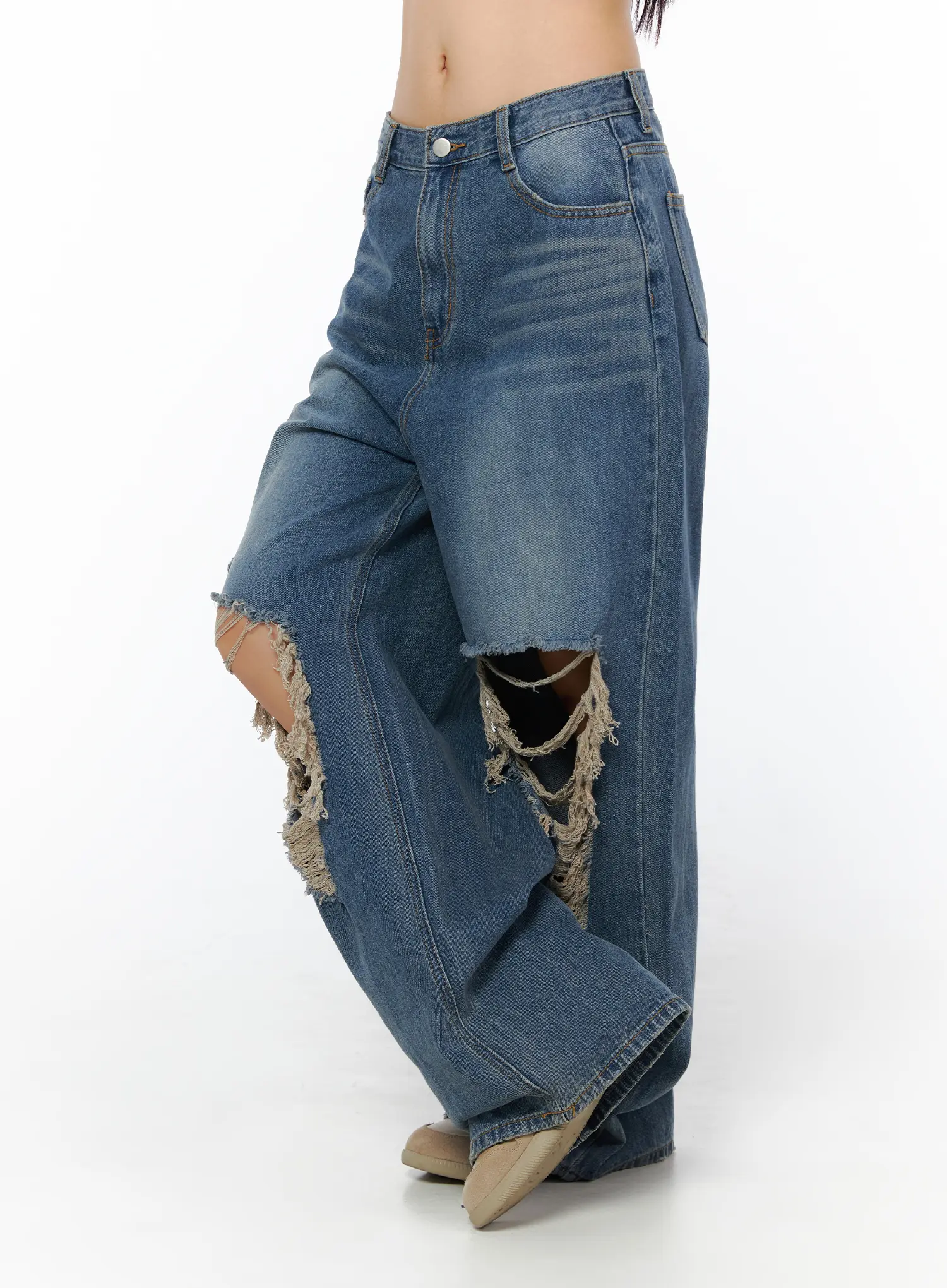 Mika Distressed Wide Leg Jeans CU512 - Image 3