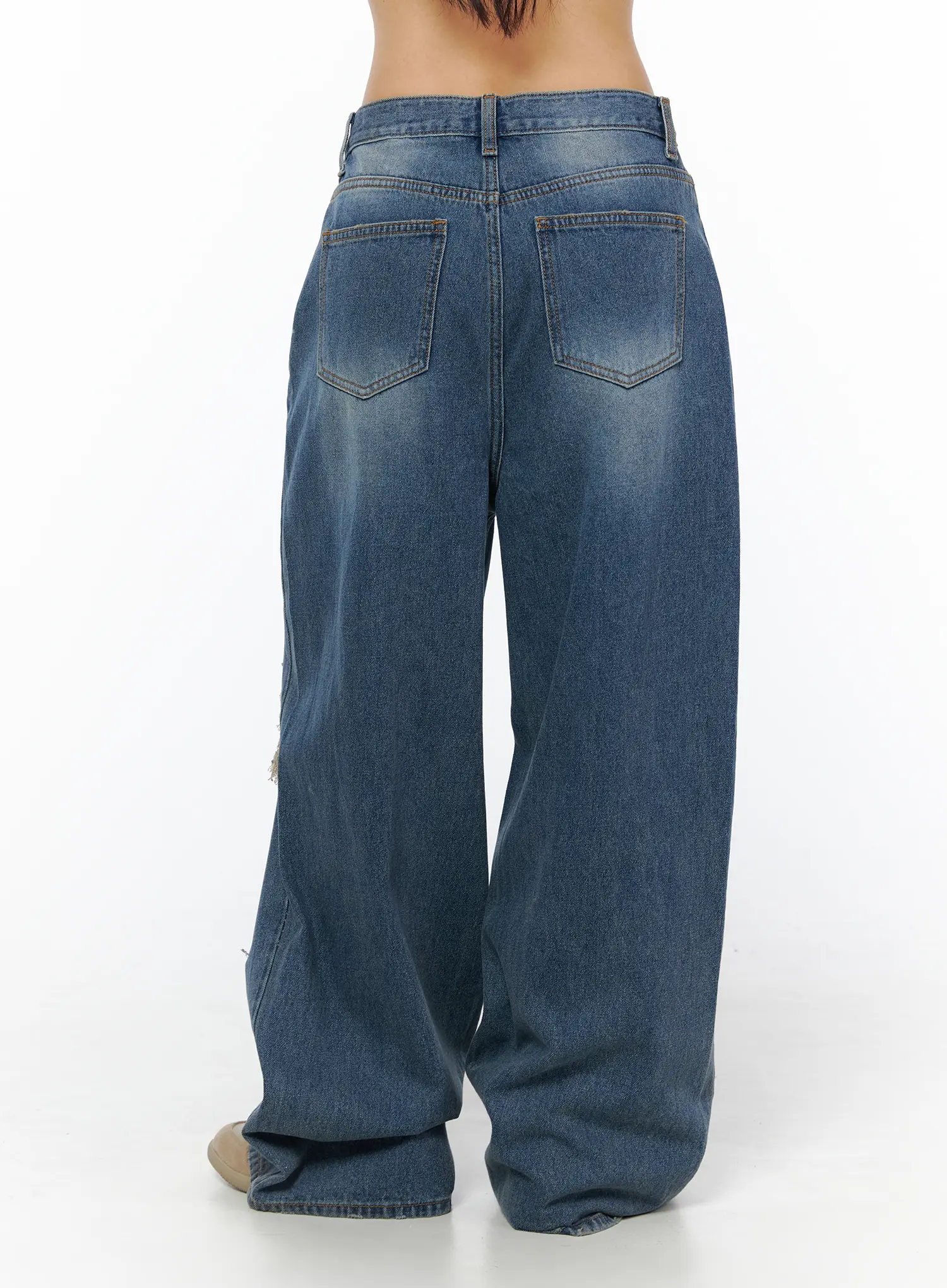 Mika Distressed Wide Leg Jeans CU512 - Image 4
