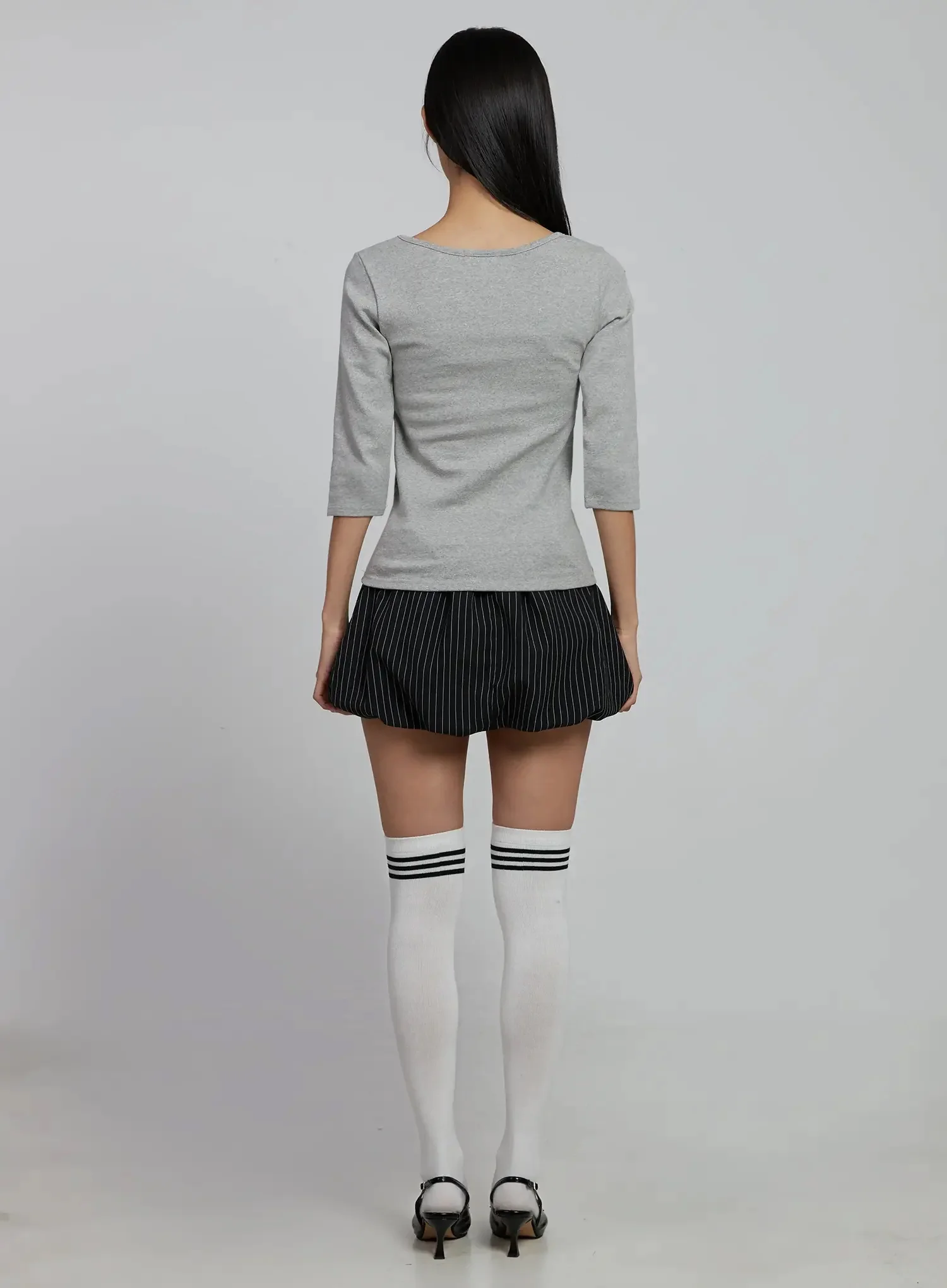 Minimalist Three-Quarter Sleeve Top IM520 - Image 6