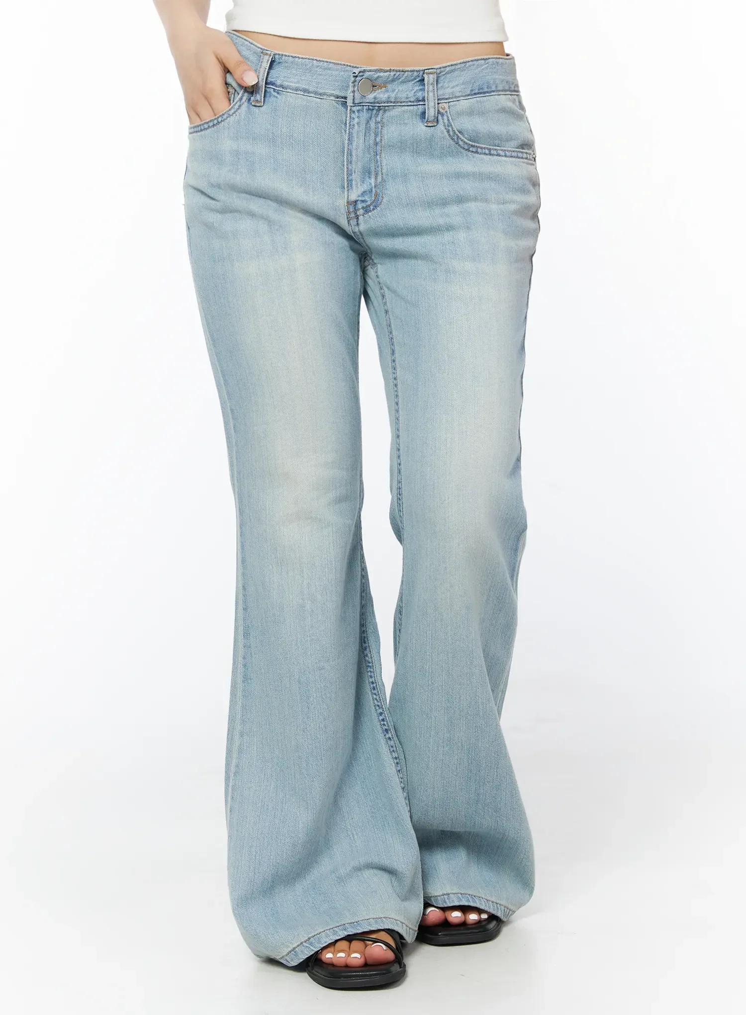 Nomi Washed Bootcut Jeans CD805 - Image 10