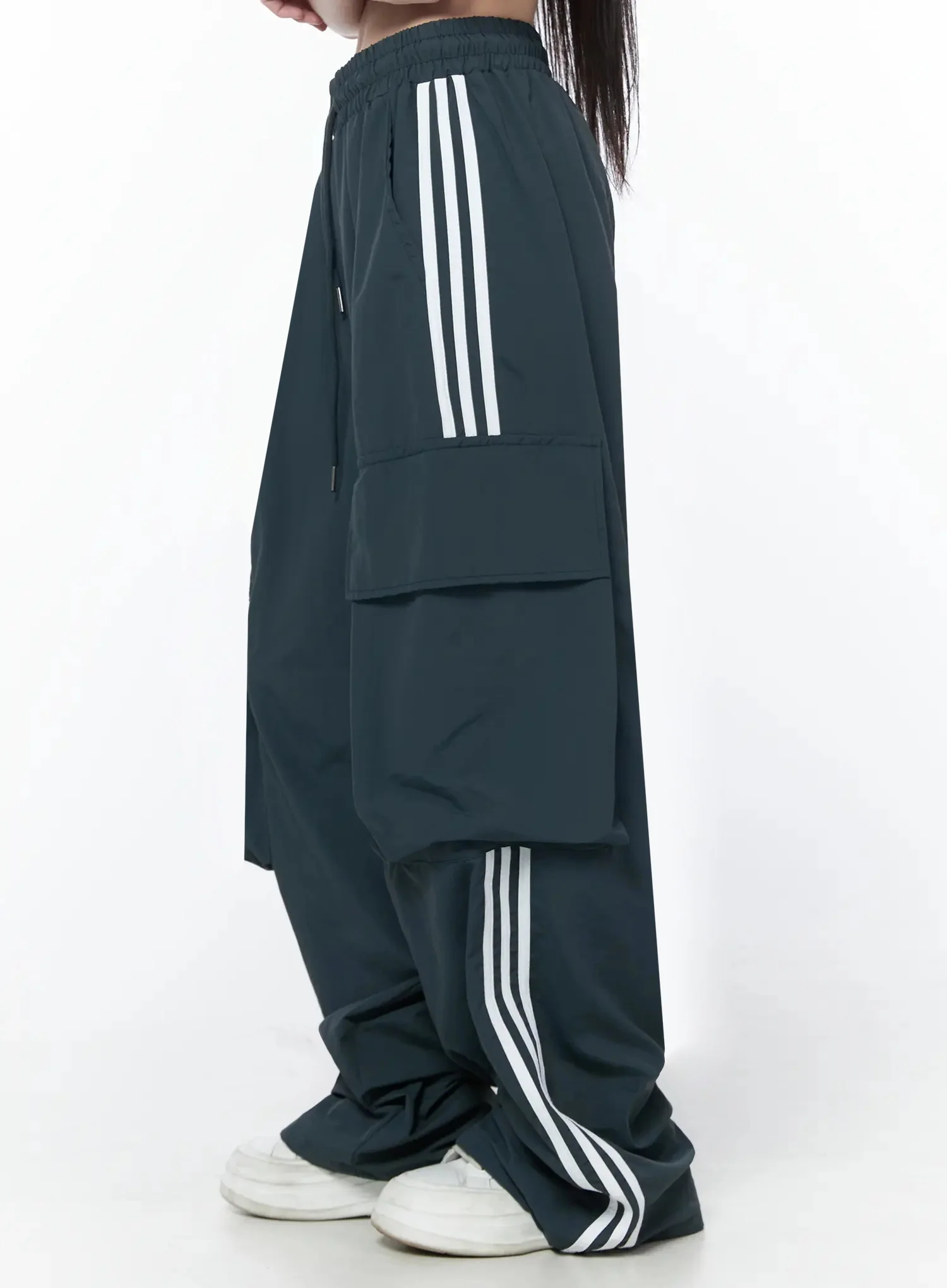 Nylon Cargo Track Pants IU512 - Image 10