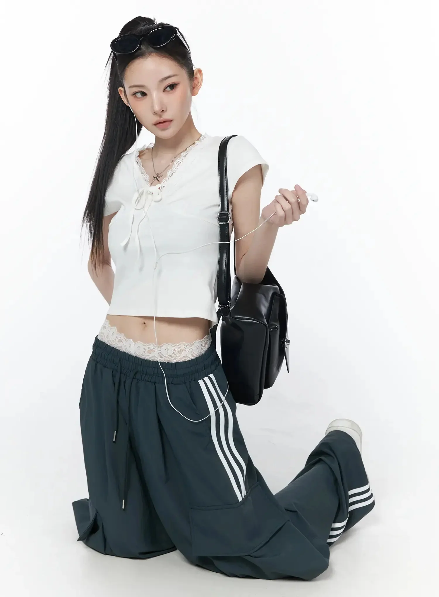 Nylon Cargo Track Pants IU512 - Image 13