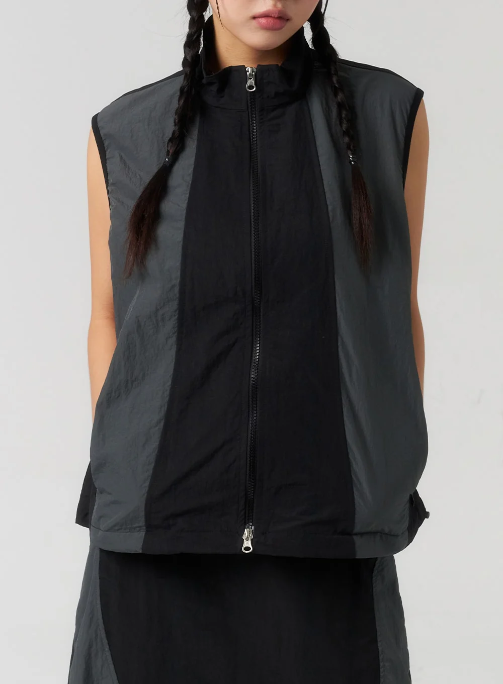Nylon Sleeveless Zip-Up CU323 - Image 2