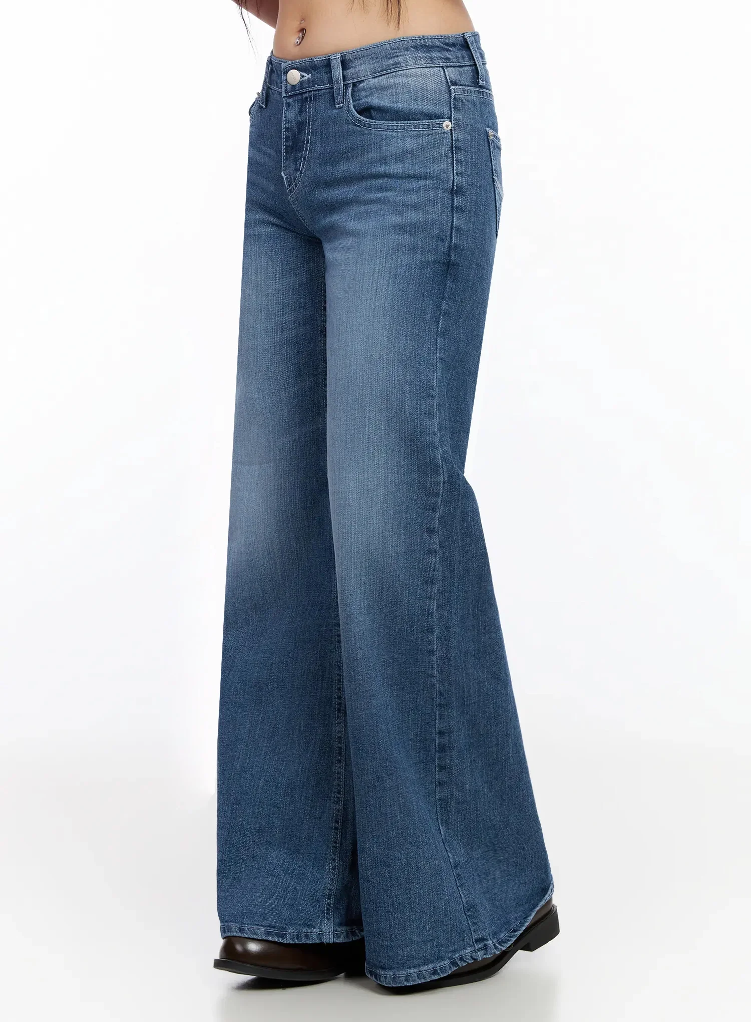Nyomi Low Rise Hip Pad Bootcut Jeans IA523 - Image 9