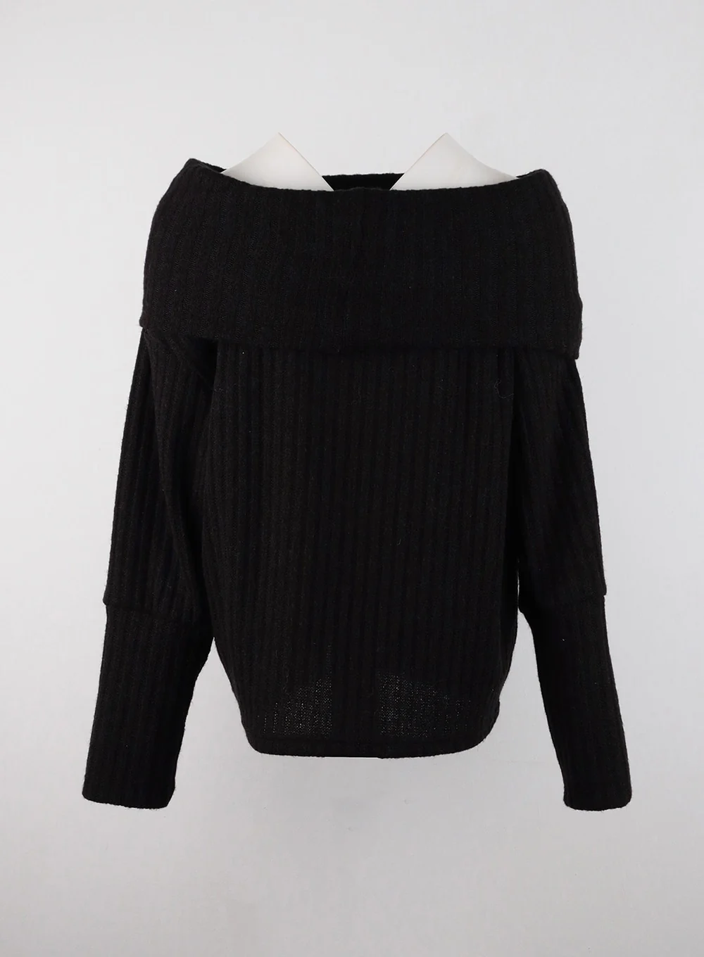 Off-Shoulder Buckle Knit Sweater CD322 - Image 10
