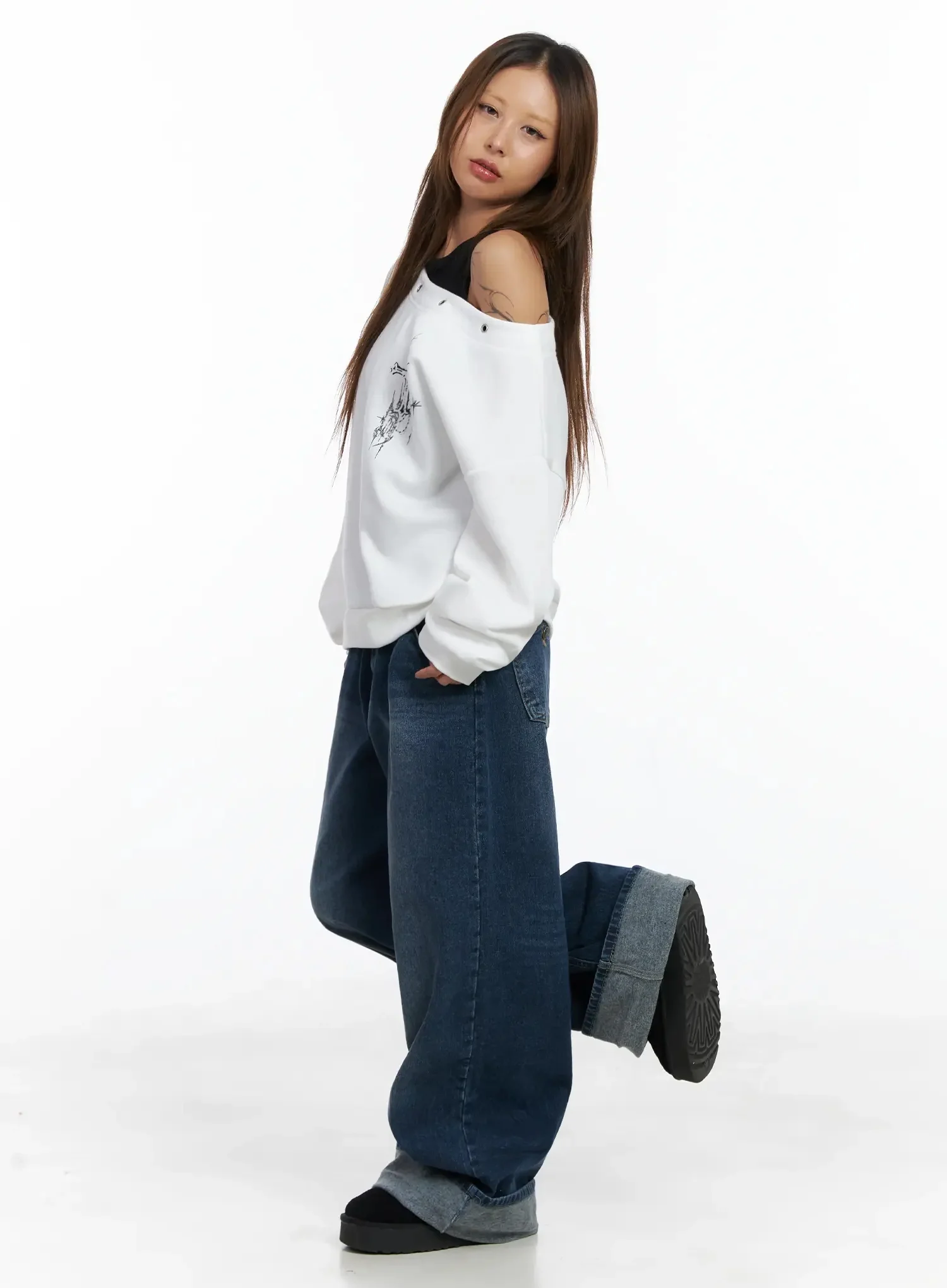 Off-Shoulder Eyelet Graphic Sweater IN528 - Image 7