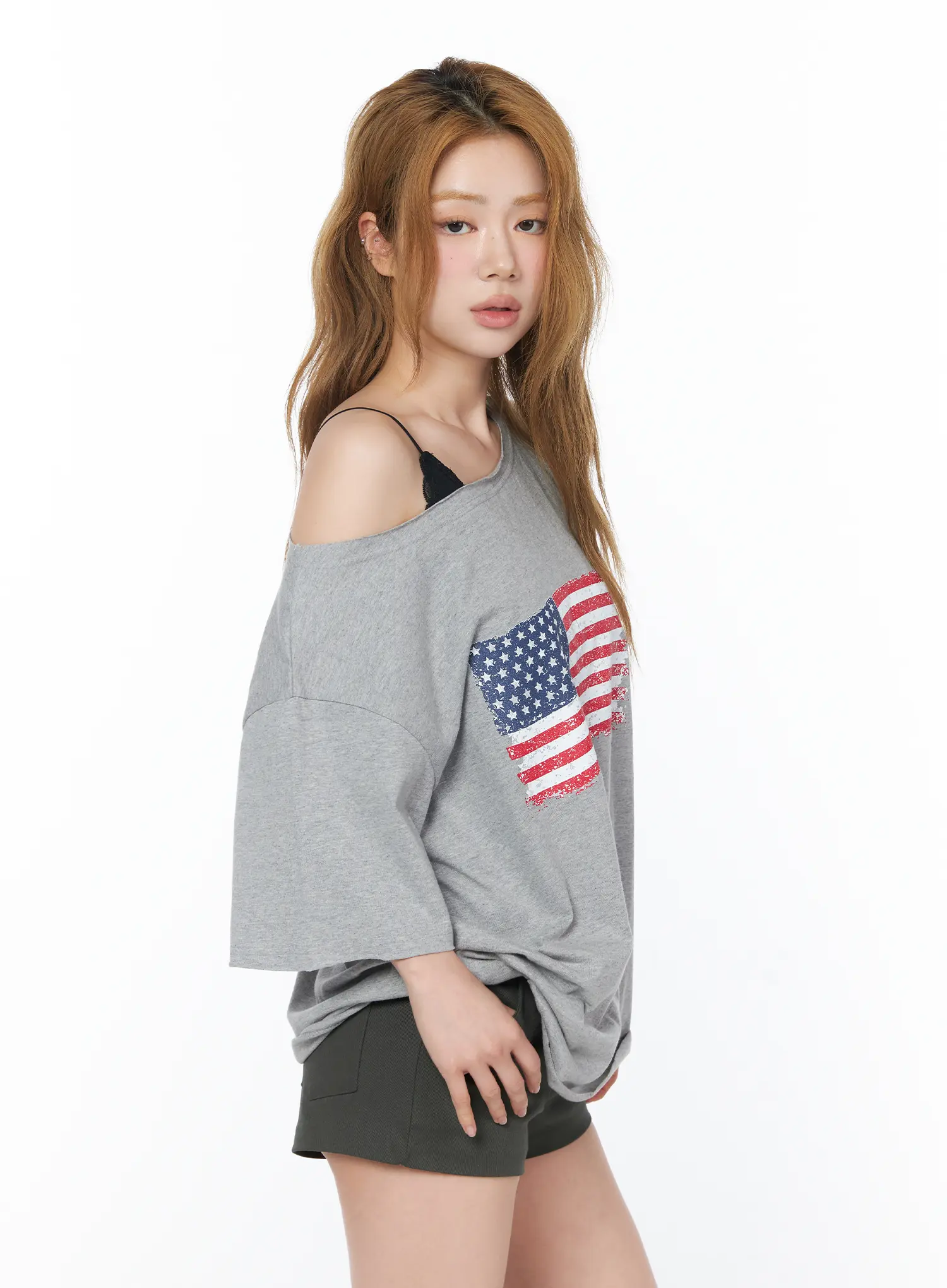 Off-Shoulder Flag Graphic Top CY508 - Image 7