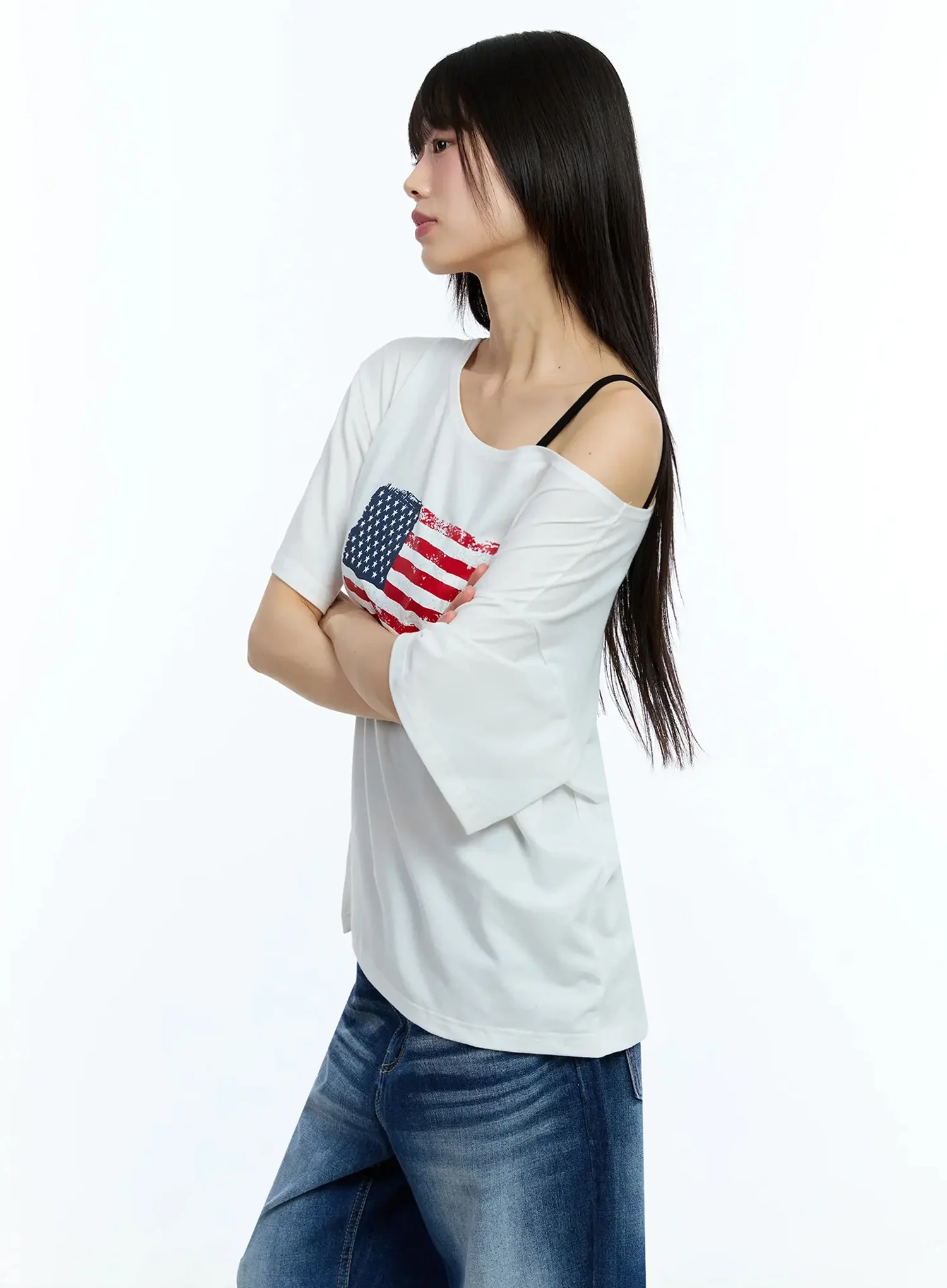 Off-Shoulder Graphic Print Tee IU525 - Image 10