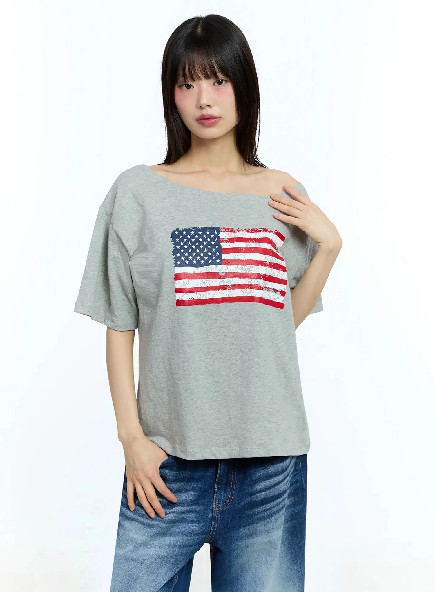 Off-Shoulder Graphic Print Tee IU525 - Image 11