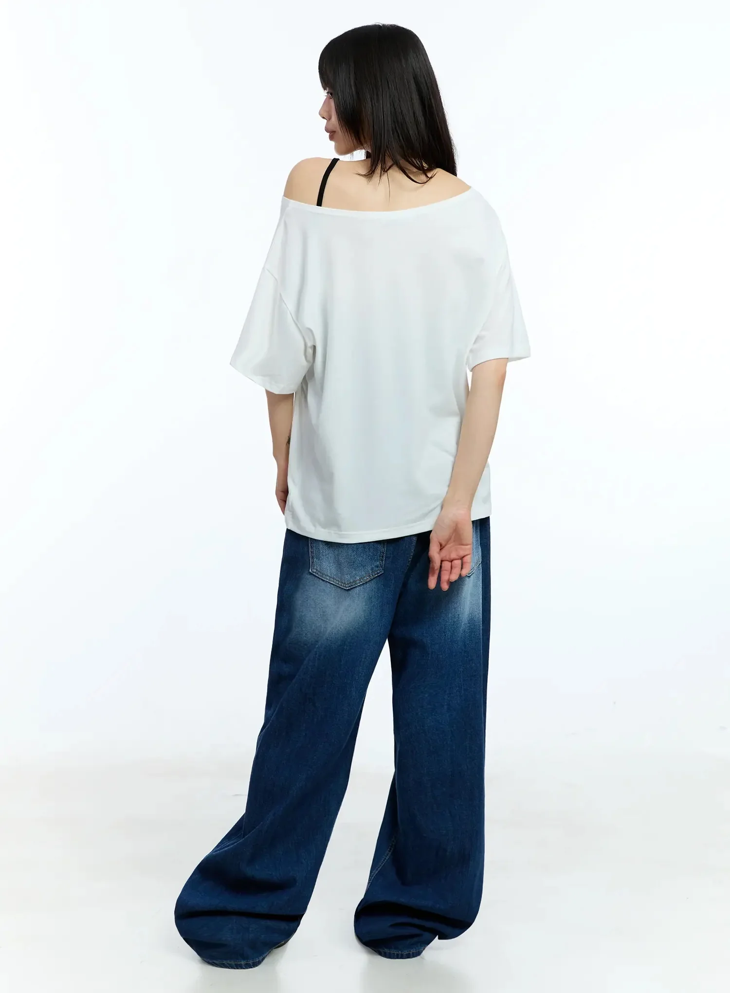 Off-Shoulder Graphic Print Tee IU525 - Image 14