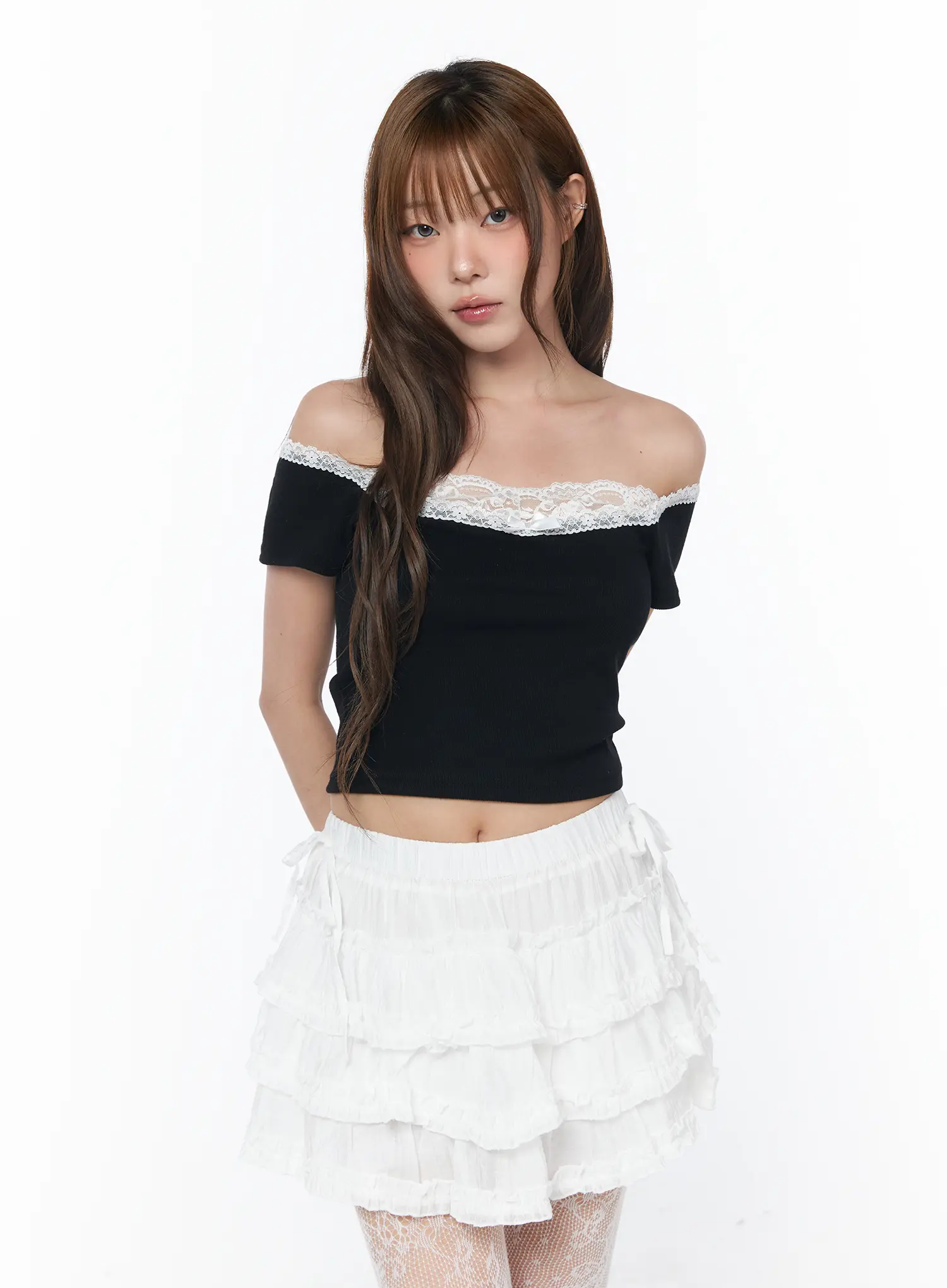 Off-Shoulder Lace Detail Crop Tee CY529 - Image 9