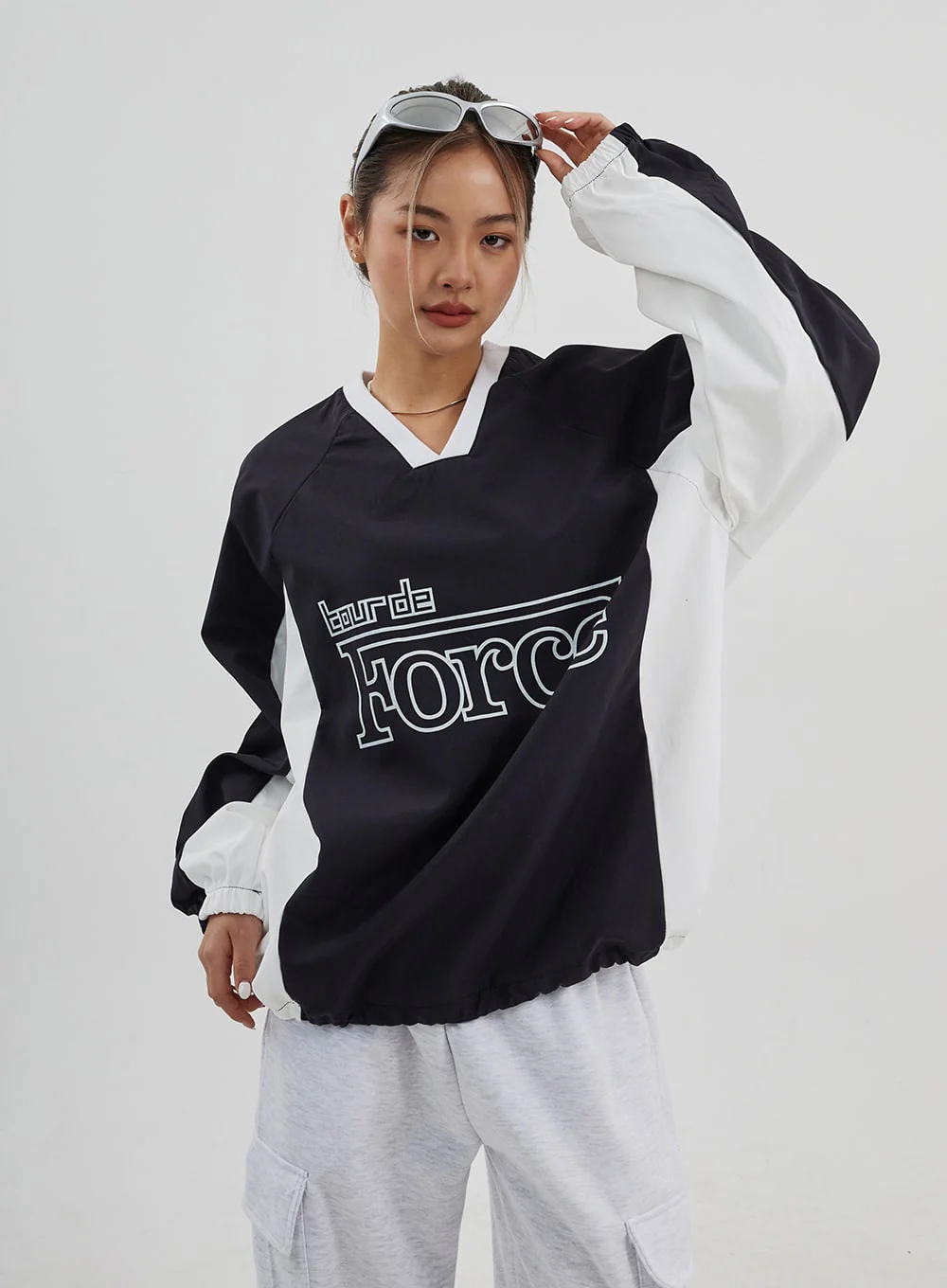Oversized Drawstring Graphic Tee Unisex CJ313 - Image 6