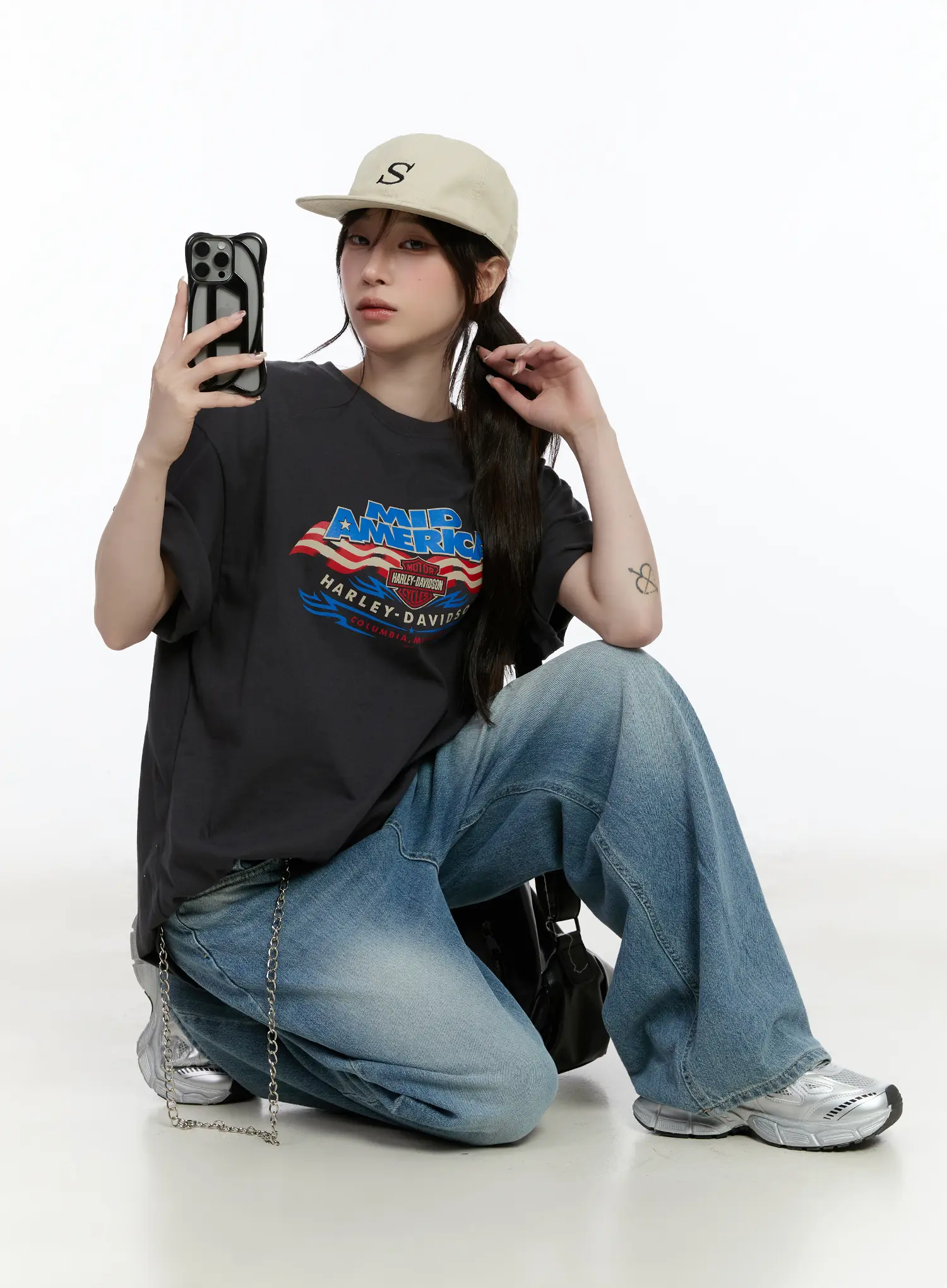 Oversized Graphic Print Tee CA503 - Image 8