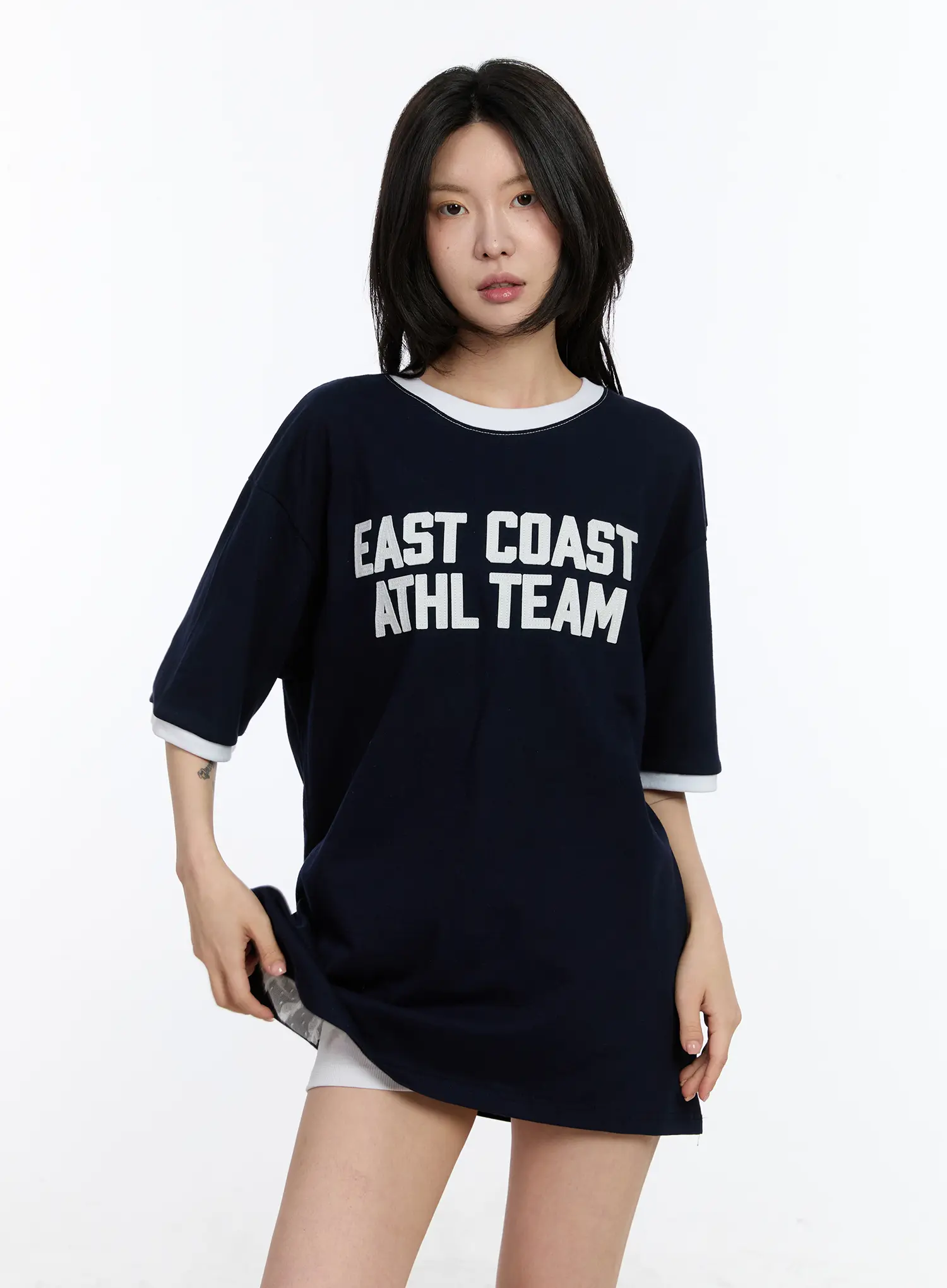 Oversized Graphic Ringer Tee CA507 - Image 4