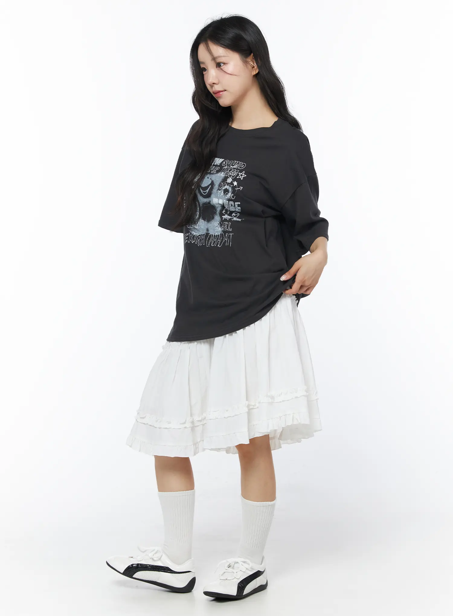 Oversized Graphic Tee CD805 - Image 4