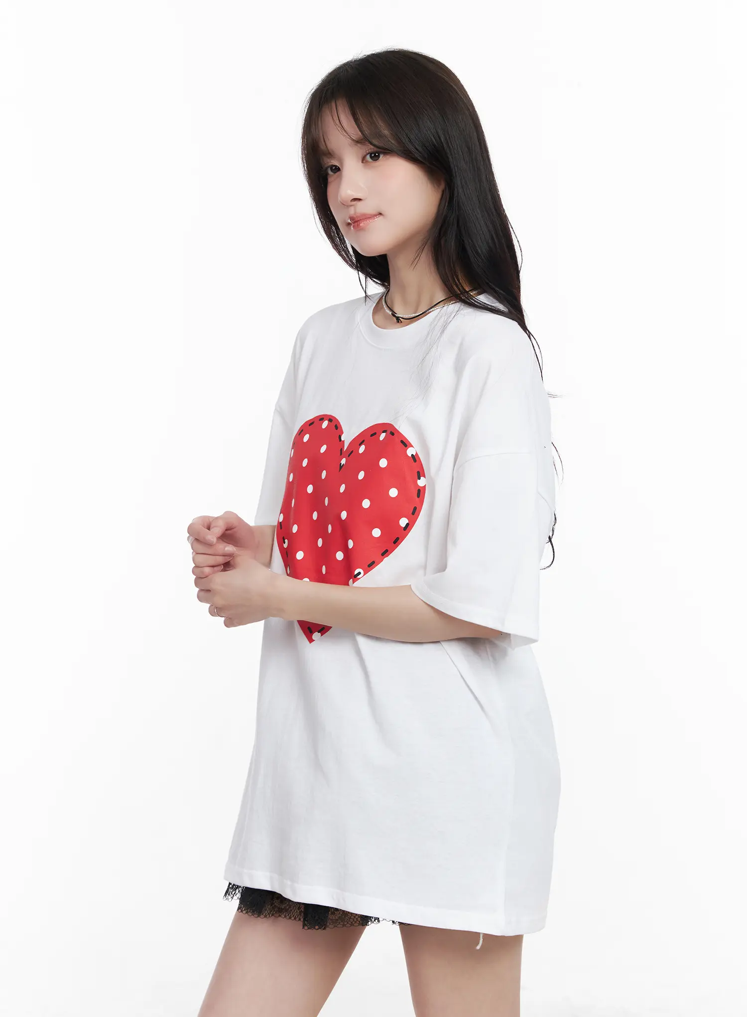 Oversized Heart Graphic Tee CM531 - Image 6