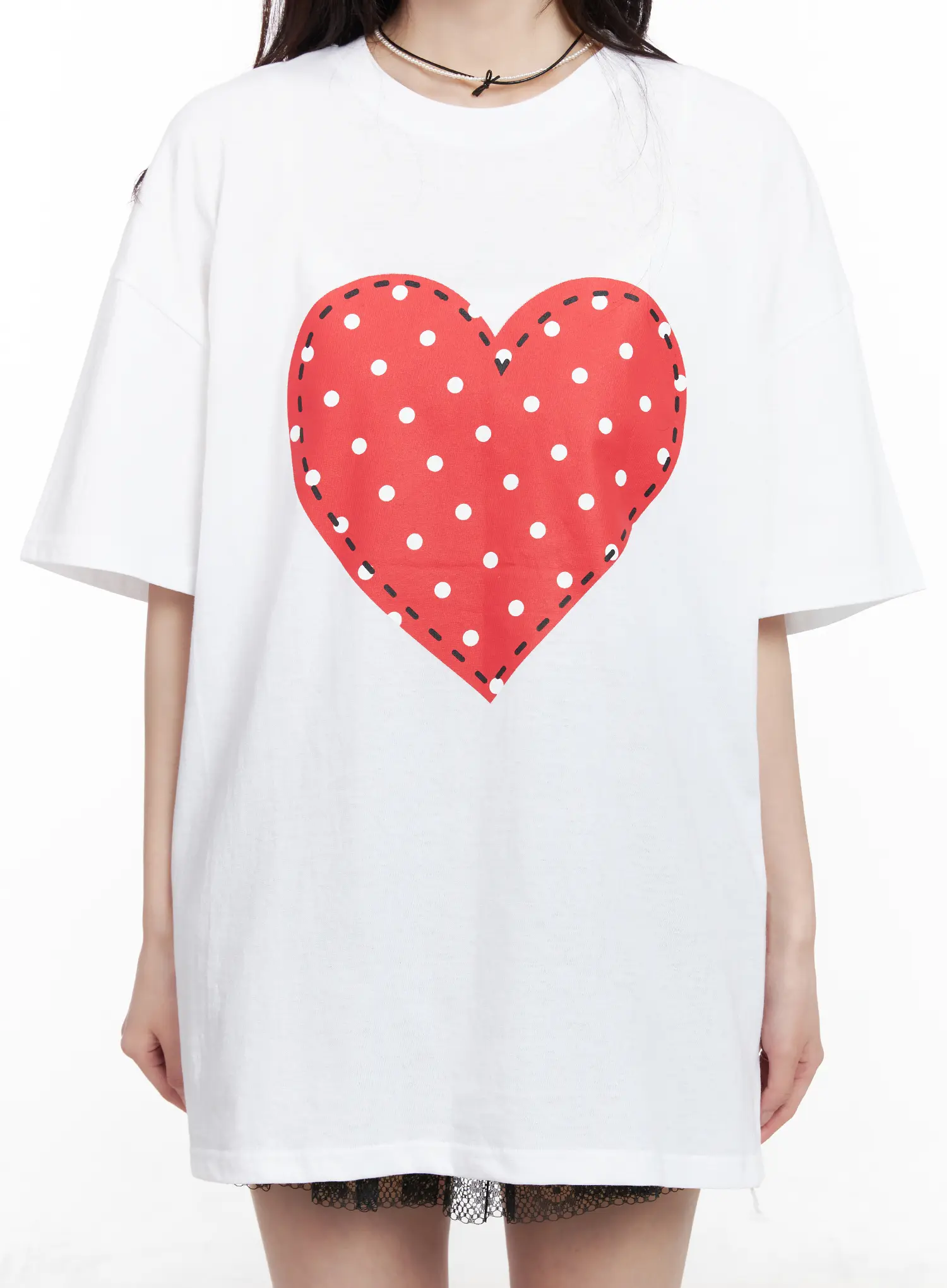 Oversized Heart Graphic Tee CM531 - Image 7