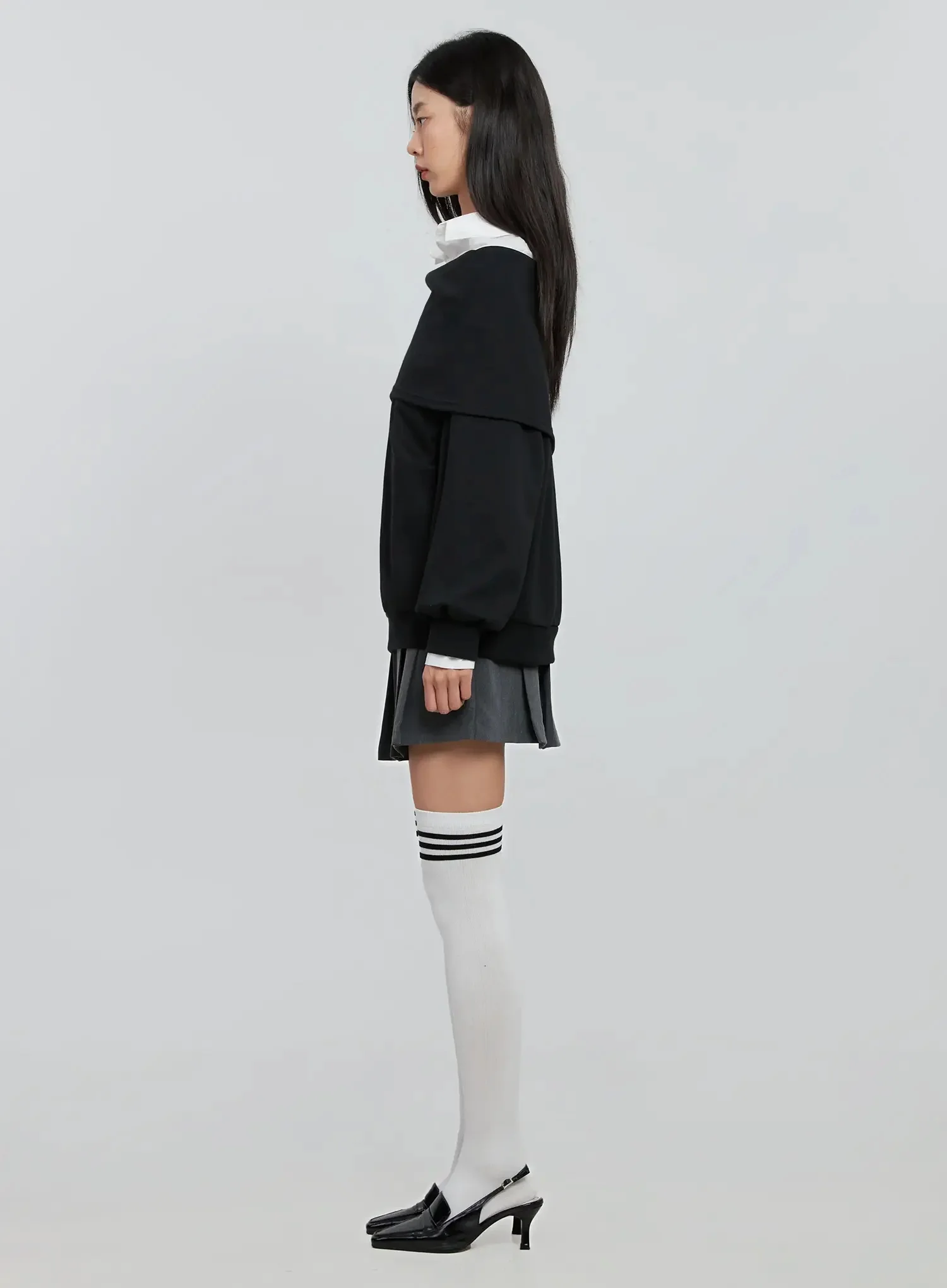 Oversized Off-Shoulder Sweater IN507 - Image 10