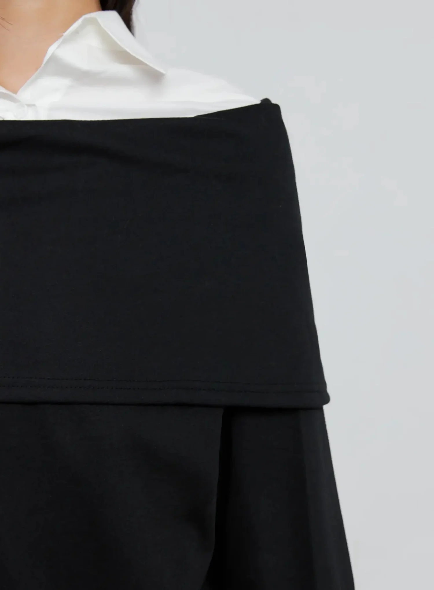 Oversized Off-Shoulder Sweater IN507 - Image 4