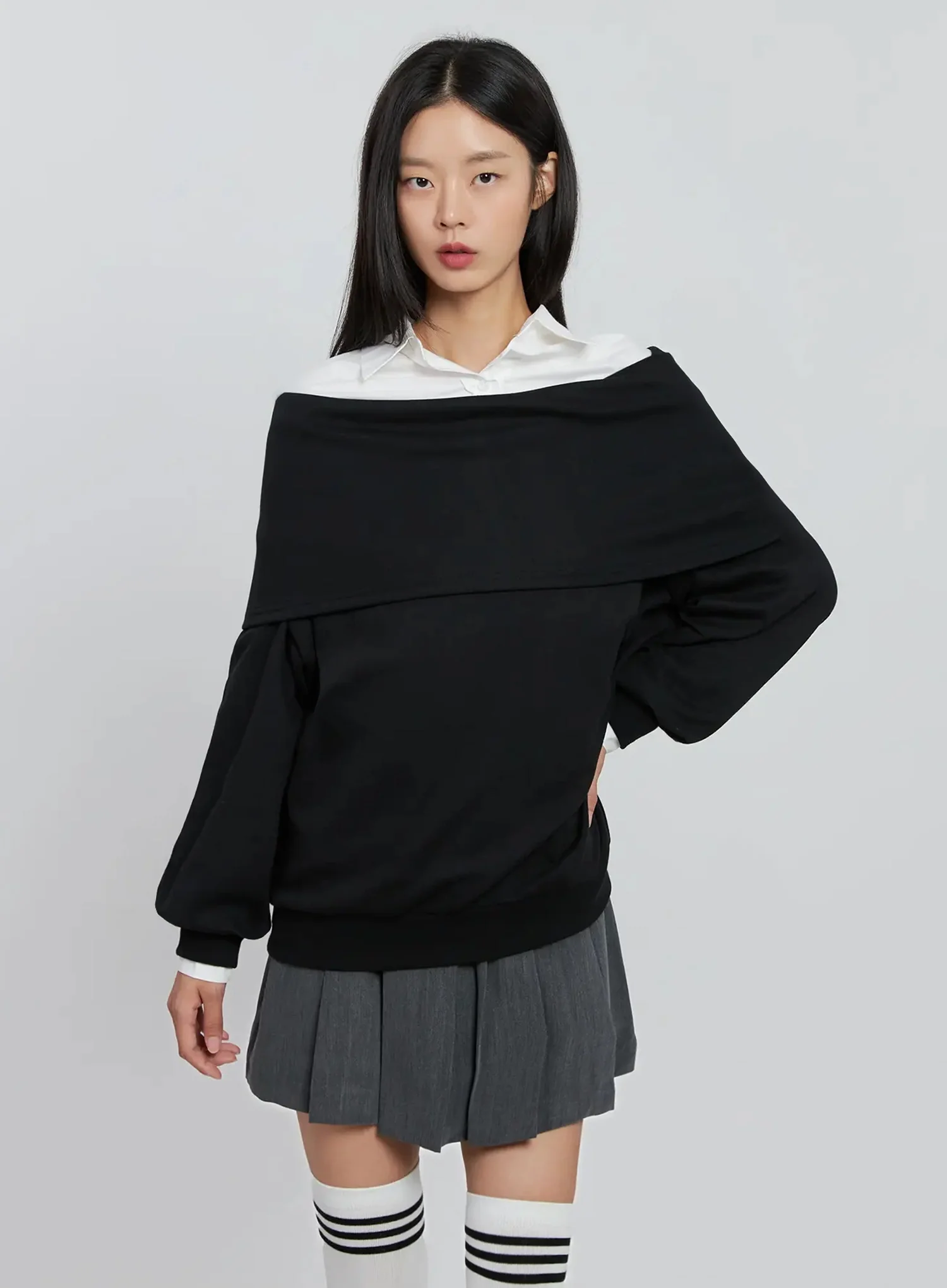 Oversized Off-Shoulder Sweater IN507 - Image 5