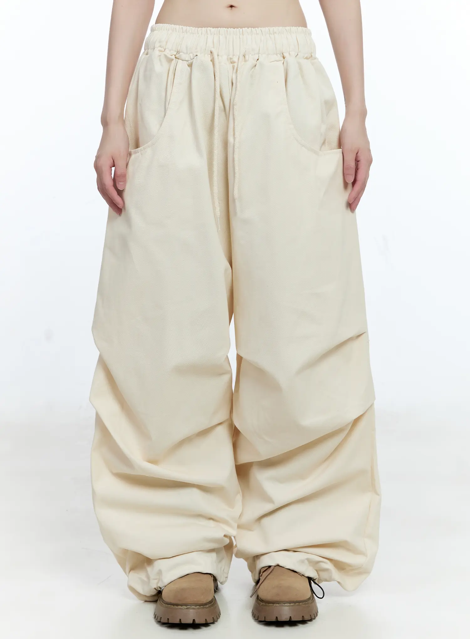 Oversized Pintuck Wide-Leg Pants CG507