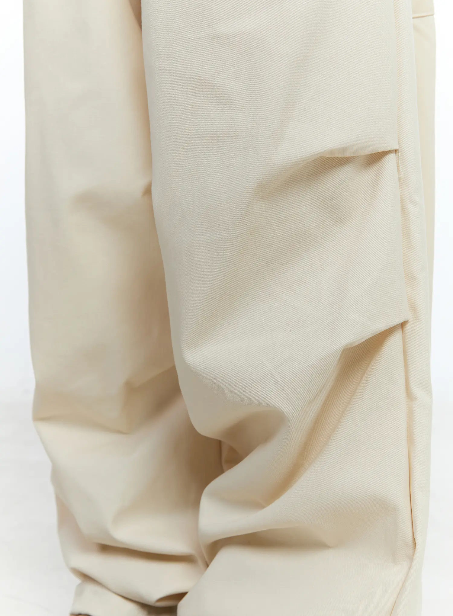 Oversized Pintuck Wide-Leg Pants CG507 - Image 10