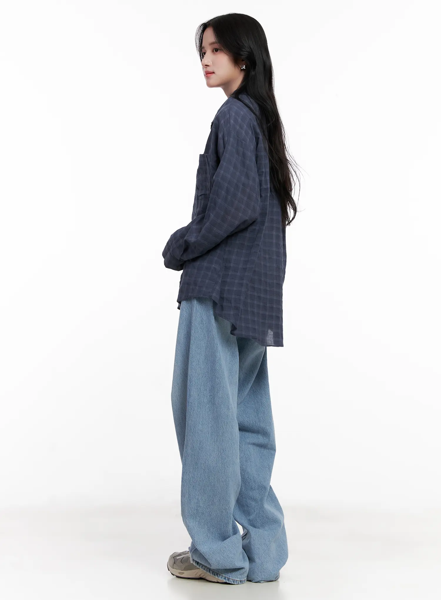 Oversized Plaid Button-Down Shirt CL515 - Image 4