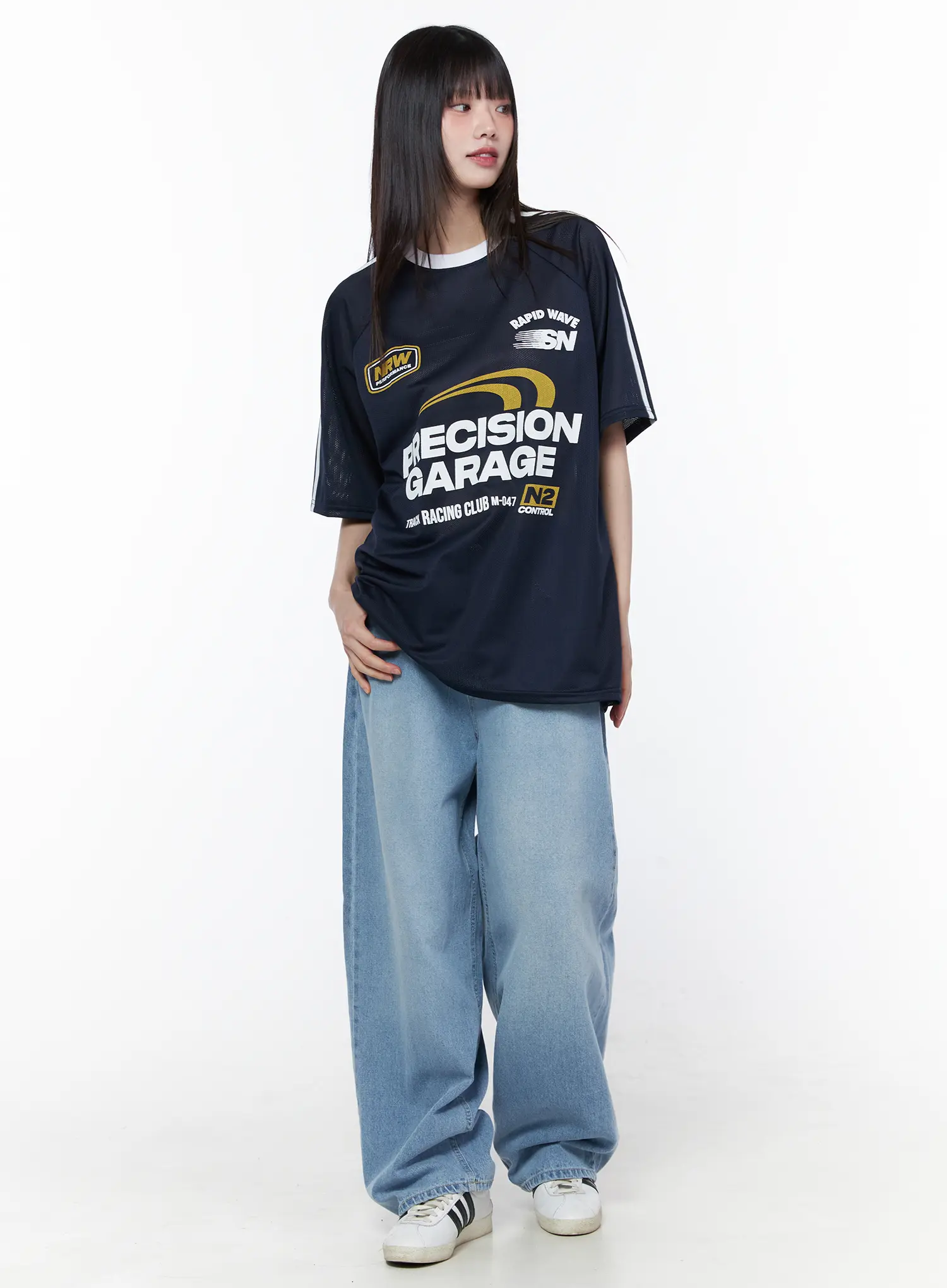 Oversized Sporty Graphic Tee CU519 - Image 3