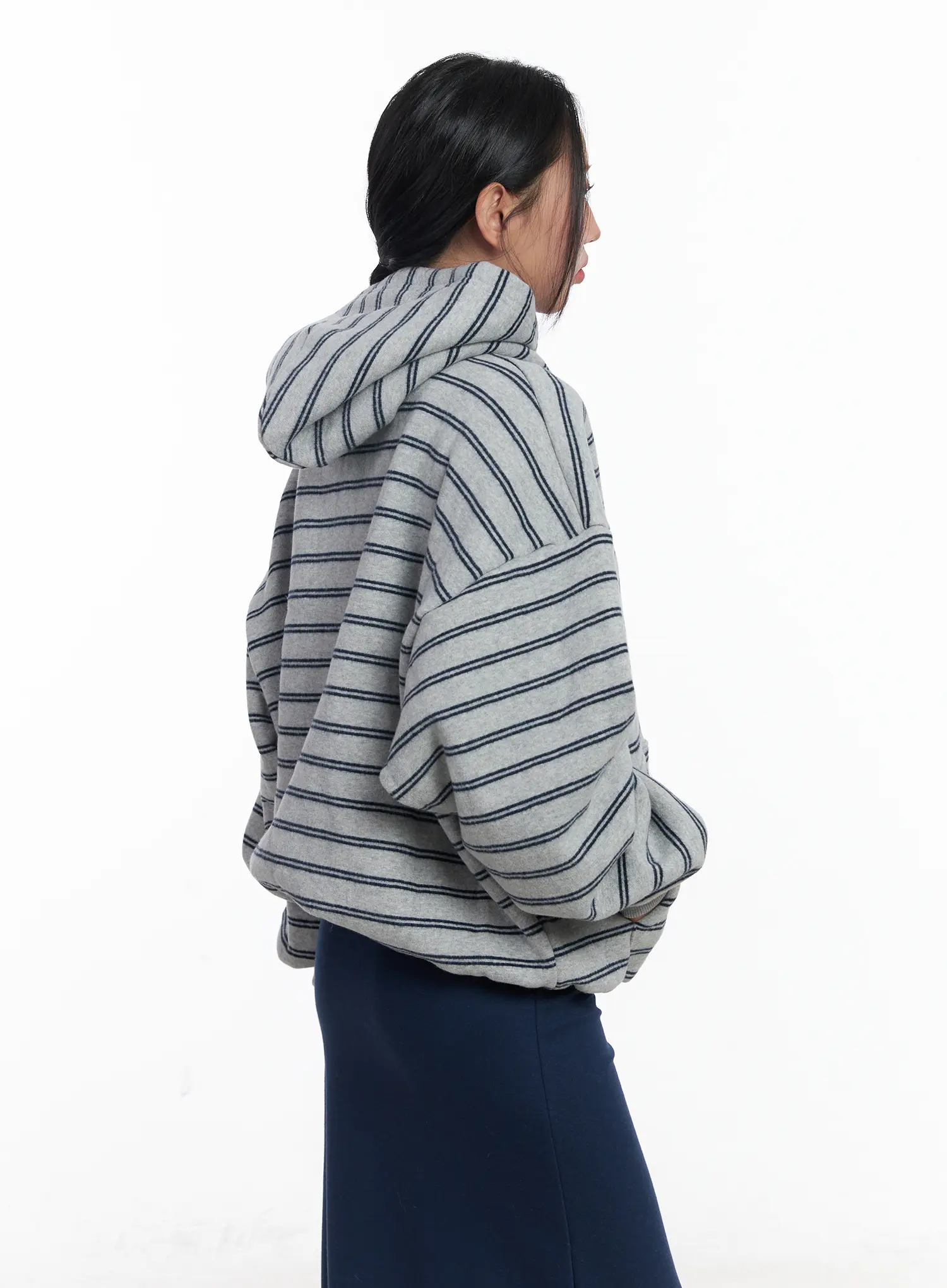 Oversized Striped Winter Hoodie CJ515 - Image 7