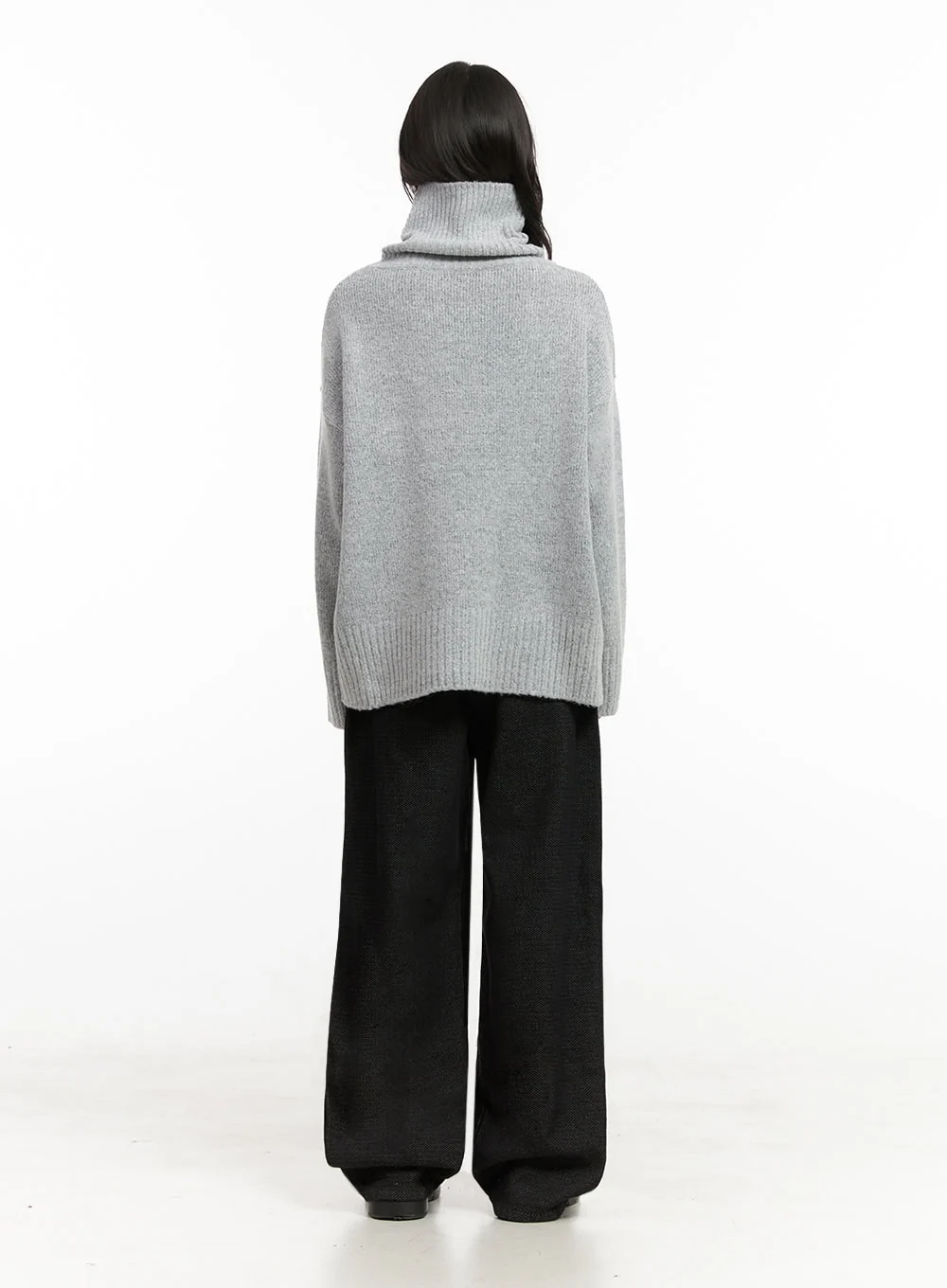 Oversized Warm Turtleneck Sweater IN427 - Image 9