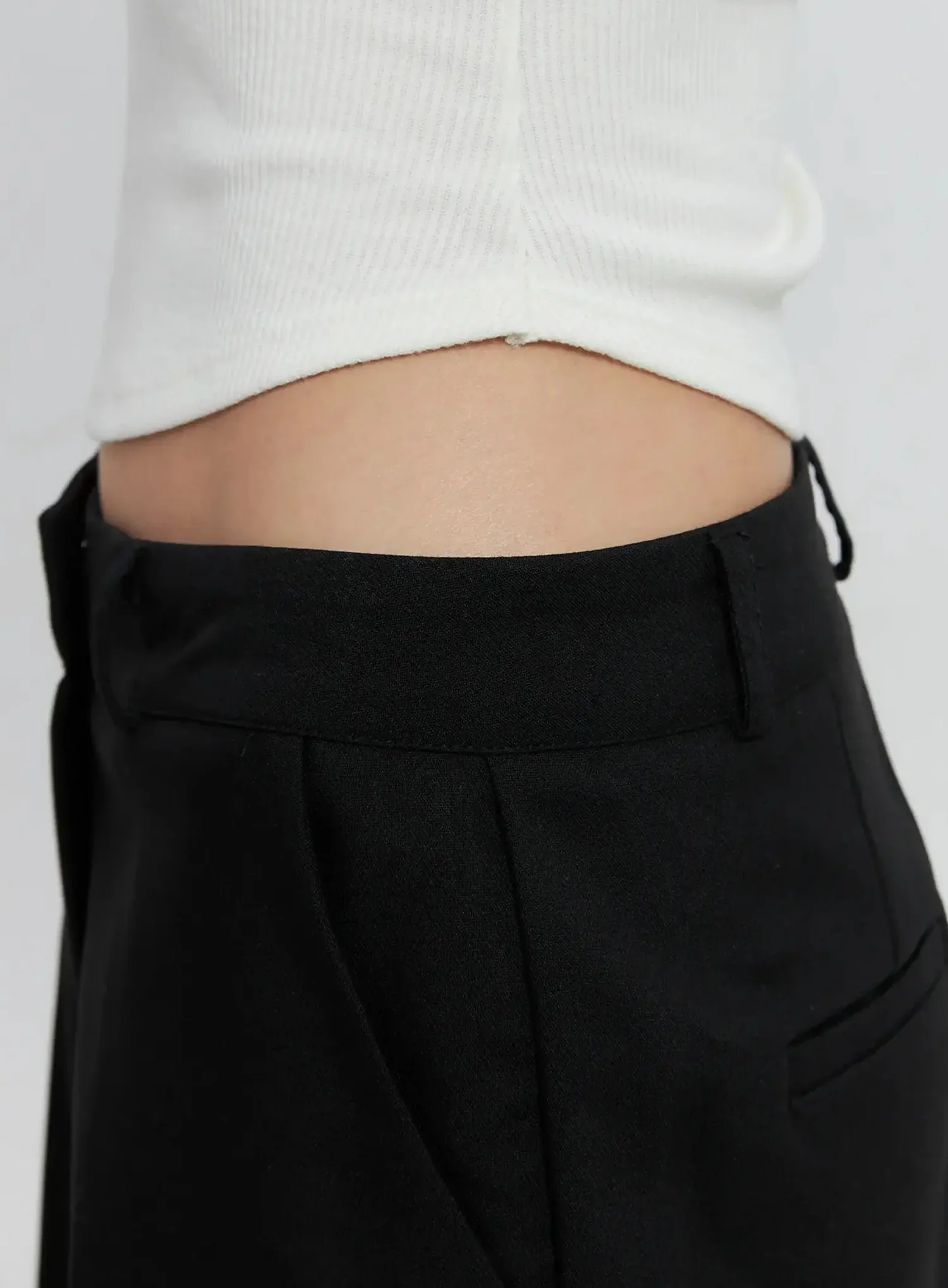 Padded Square-Neck Top IS516 - Image 7