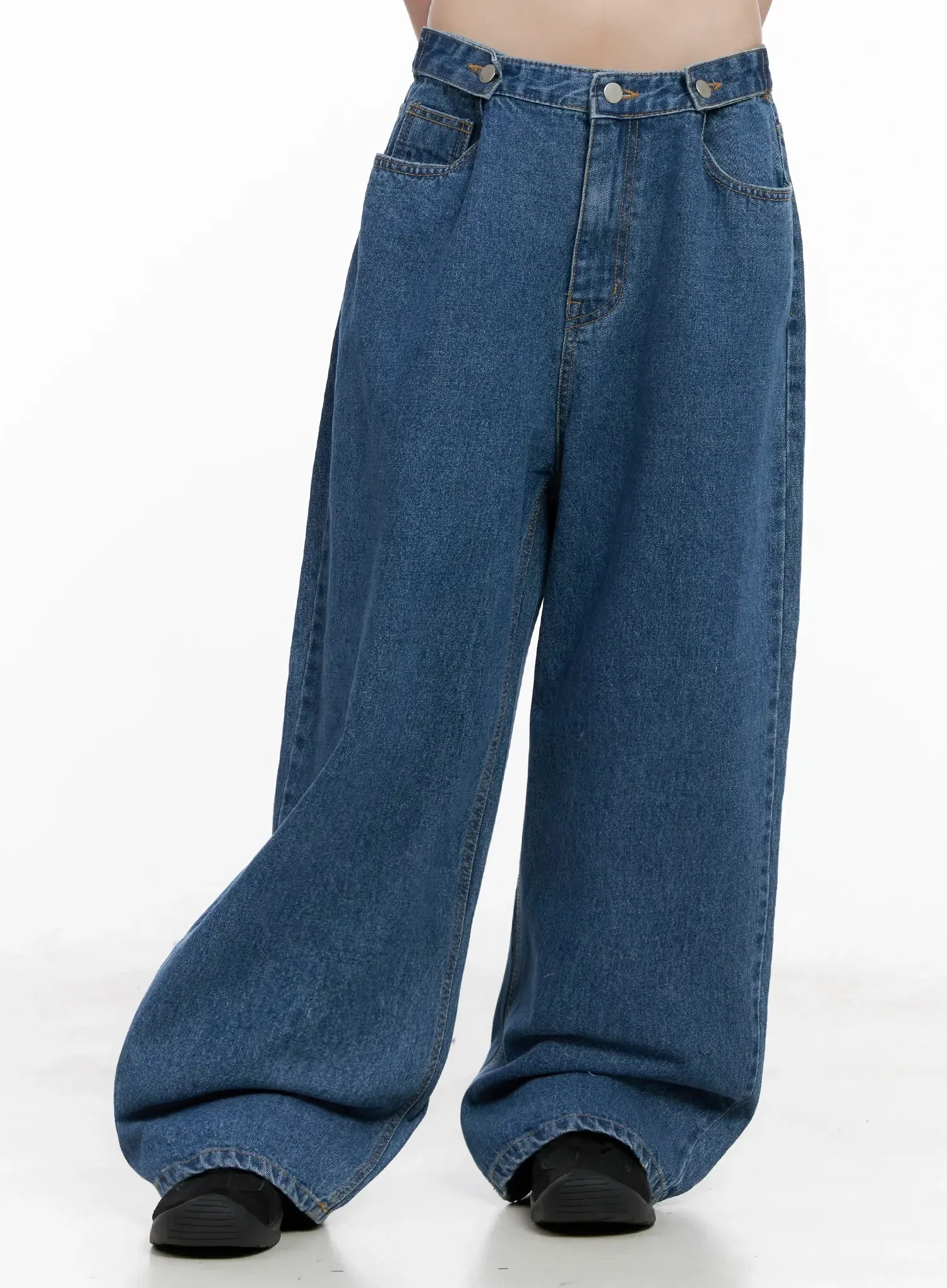Pharita Loose-Fit Jeans IL528 - Image 3