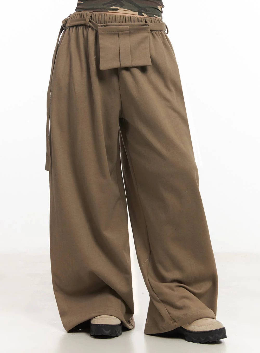 Pintuck Belt Wide-Leg Sweatpants IM528 - Image 2